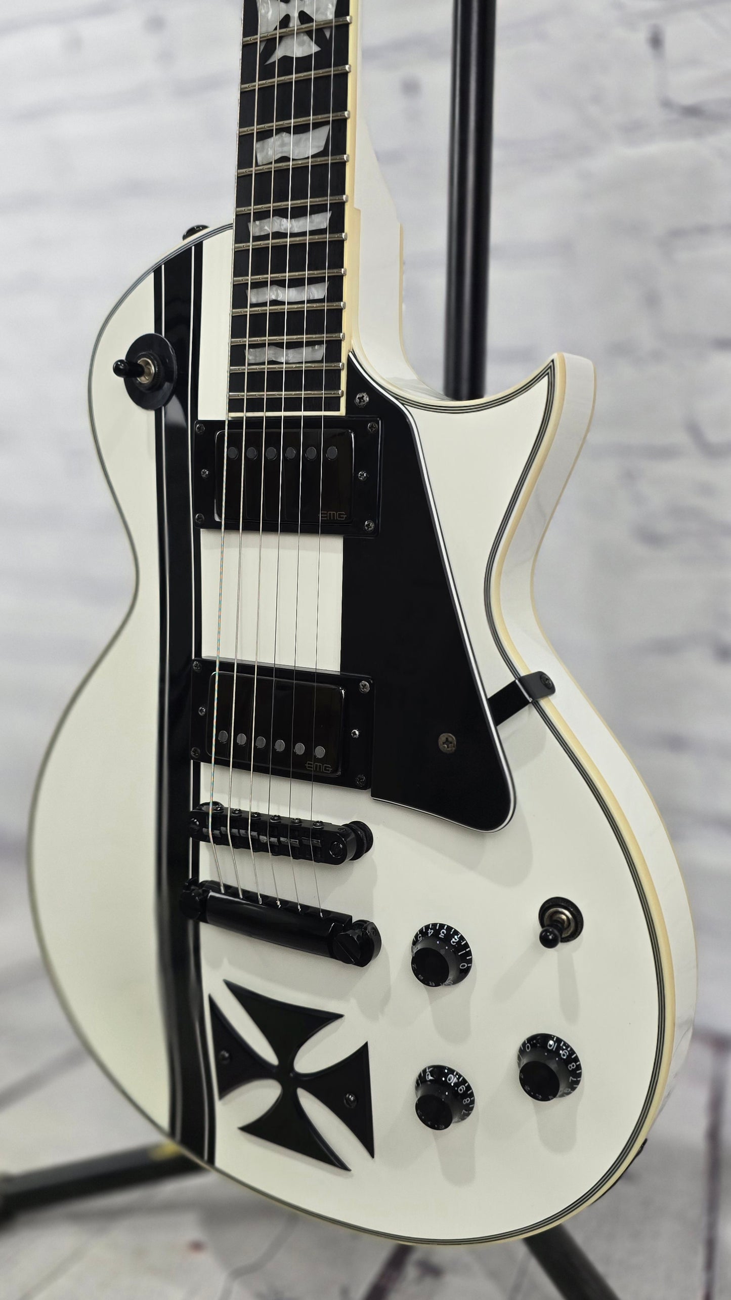 USED ESP LTD Iron Cross James Hetfield Electric Guitar Snow White
