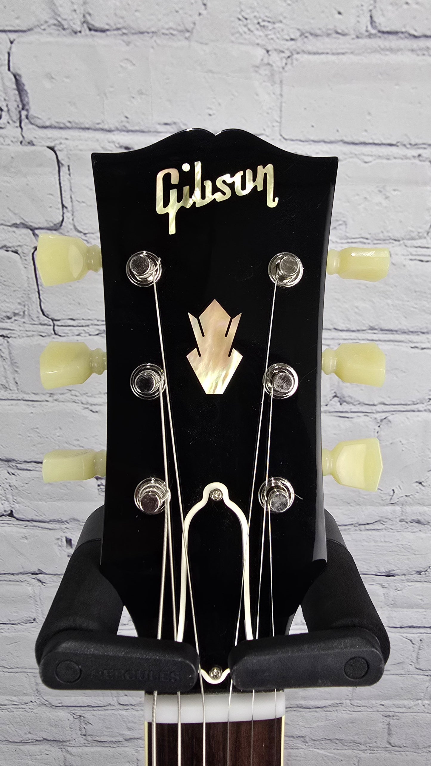 USED Gibson Custom Shop ES-335 '64 Reissue Electric Guitar Gloss Vintage Burst (V.O.S.)