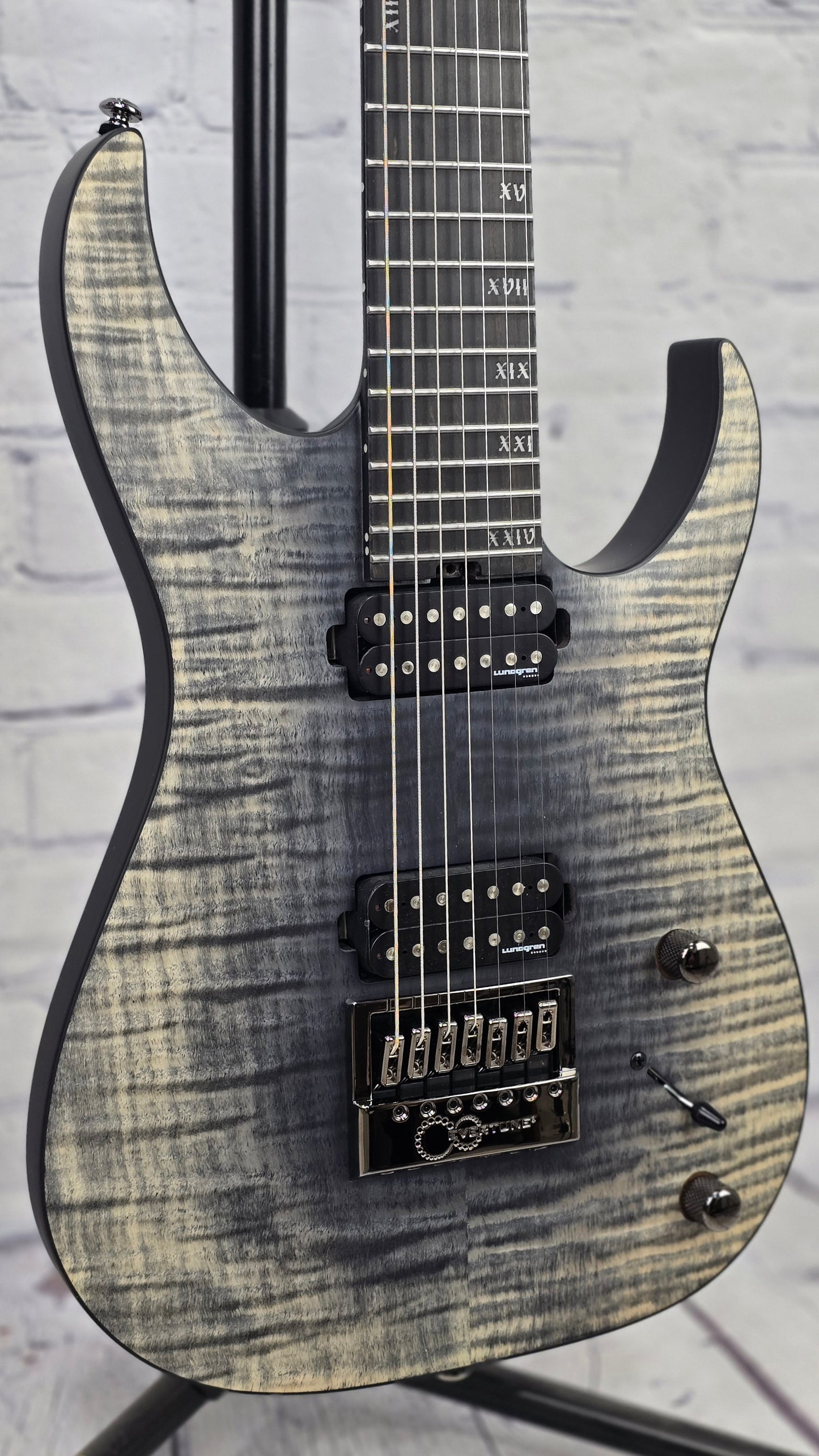 Schecter Banshee Mach-7 Evertune Electric Guitar Fallout Burst 1415-SHC