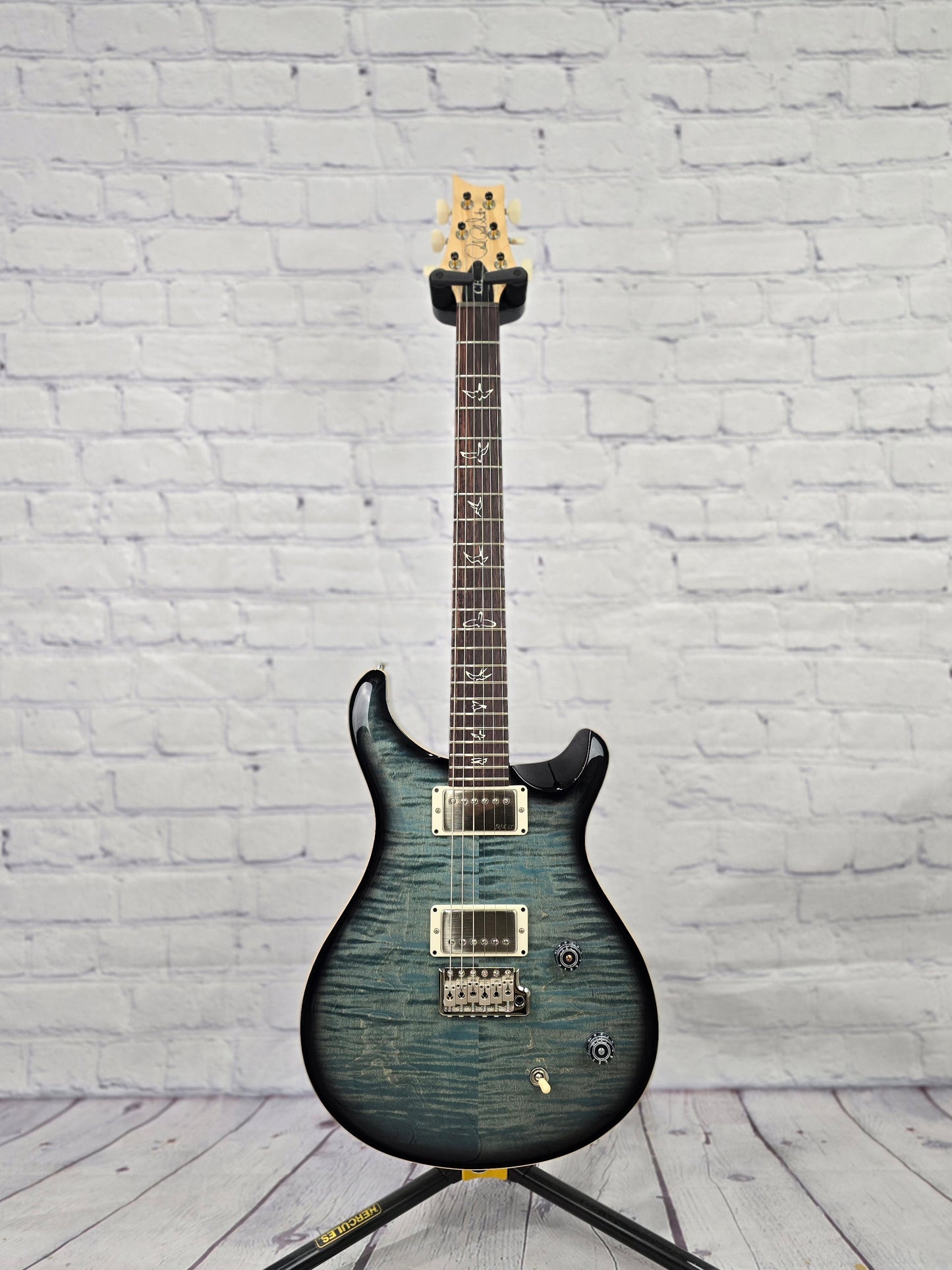 Paul Reed Smith PRS CE-22 LTD Bolt-On Electric Guitar Faded Blue Smokeburst
