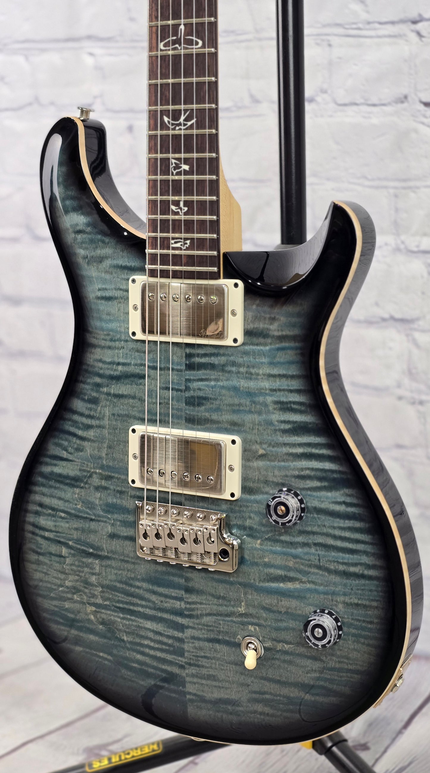 Paul Reed Smith PRS CE-22 LTD Bolt-On Electric Guitar Faded Blue Smokeburst
