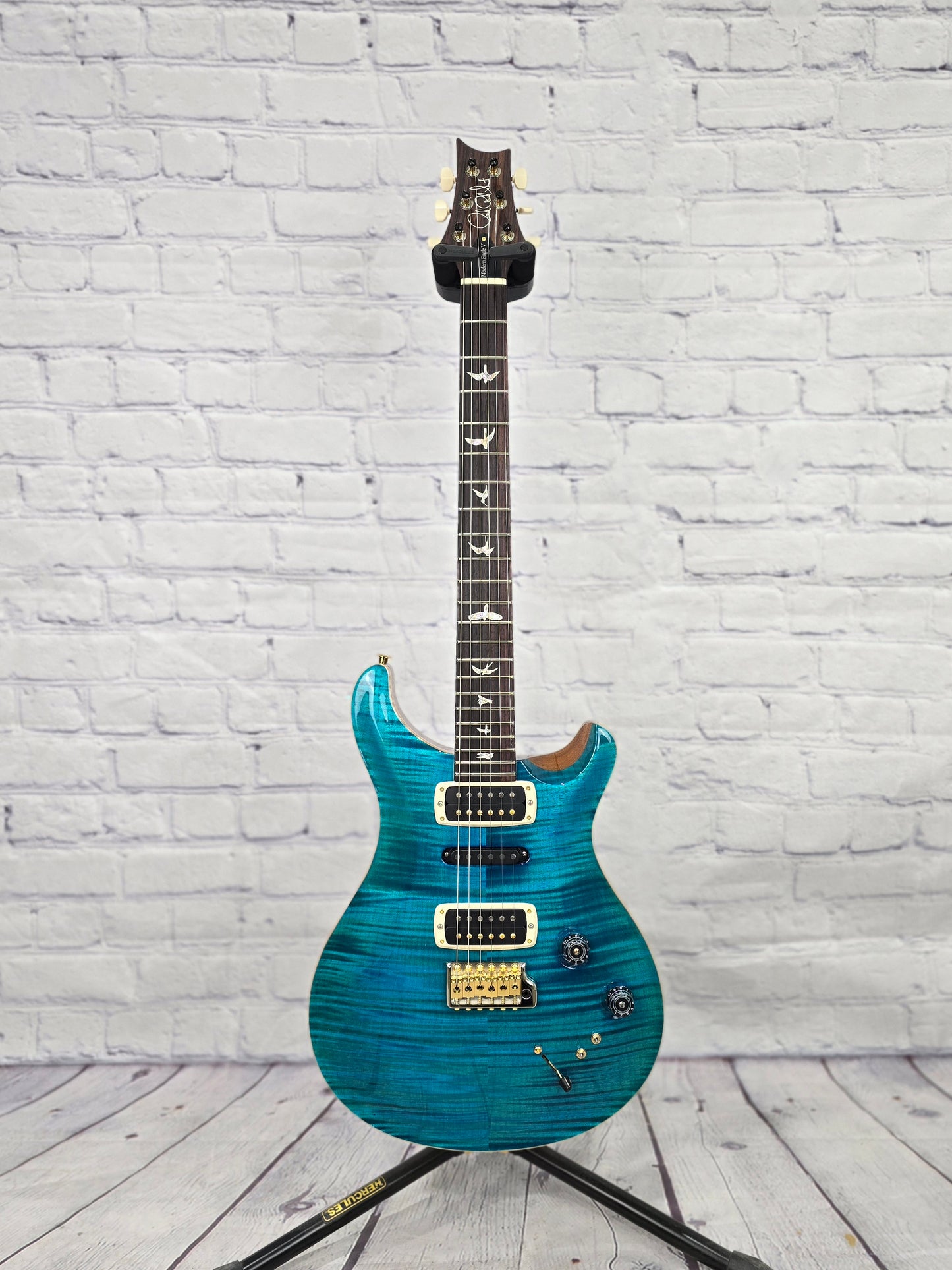 Paul Reed Smith PRS Modern Eagle V 10 Top 6 String Electric Guitar Carroll Blue