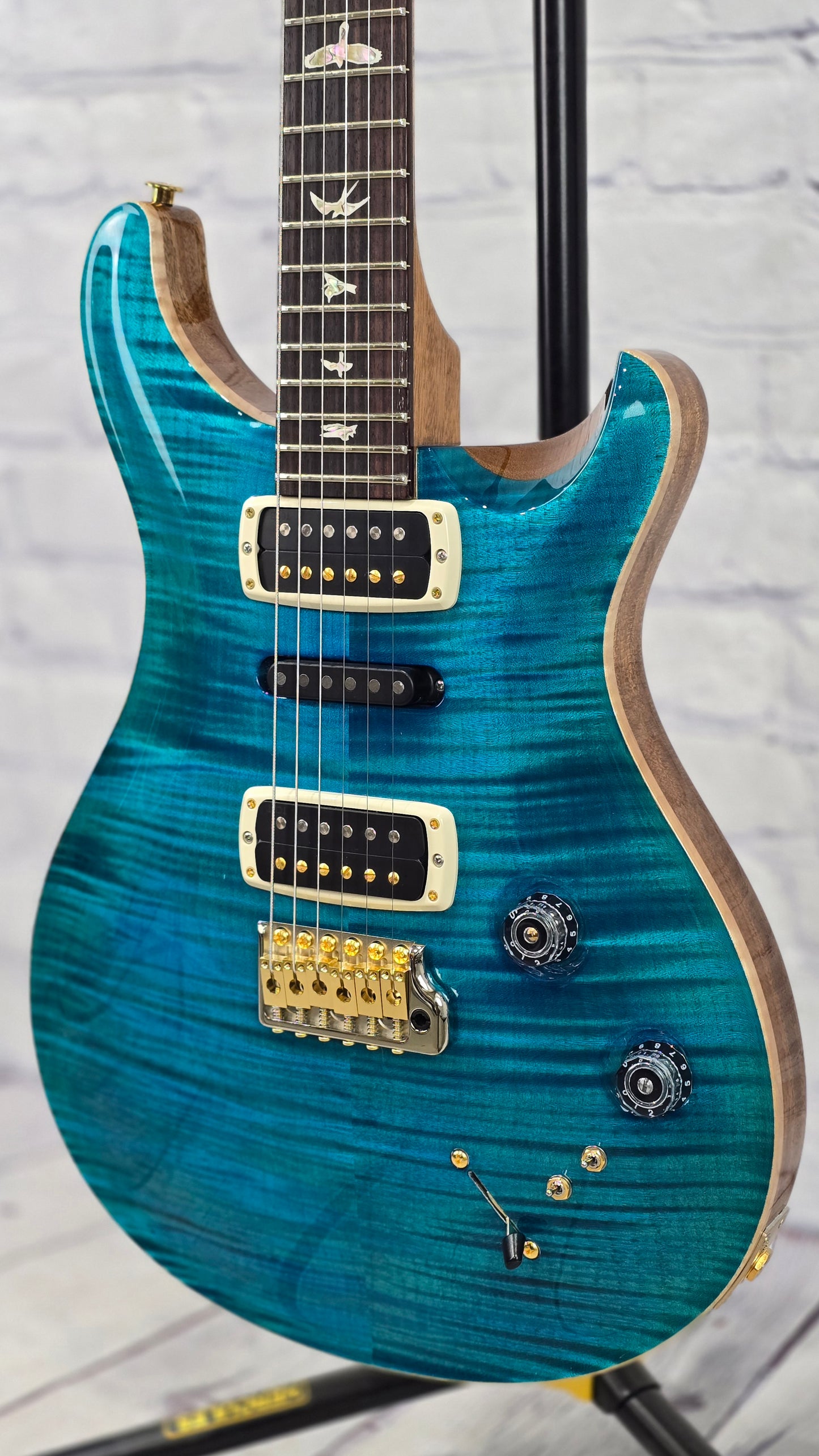 Paul Reed Smith PRS Modern Eagle V 10 Top 6 String Electric Guitar Carroll Blue