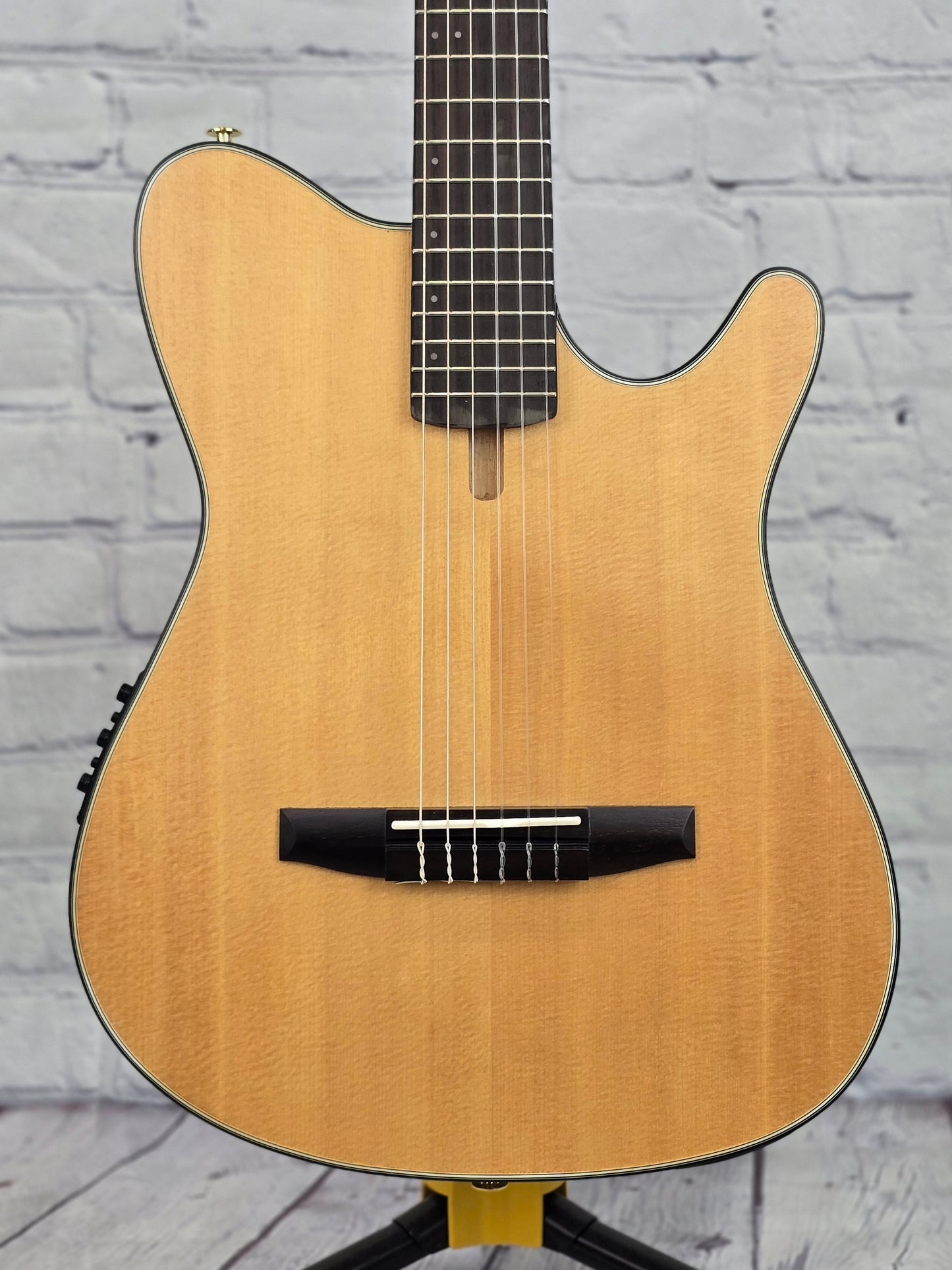 Ibanez FRH10N NTF 6 String Nylon Acoustic Guitar Natural Flat