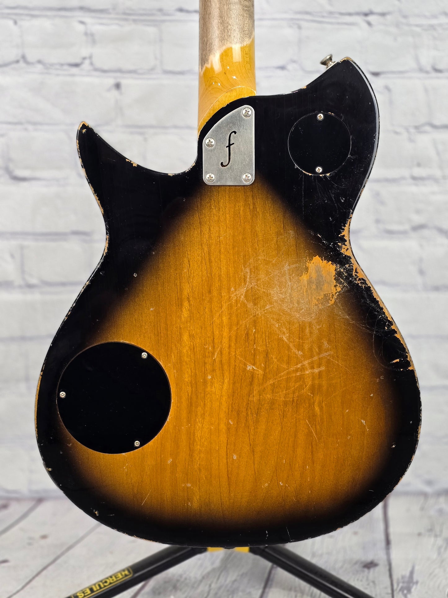 Fano Guitar RB6T Thinline Alt De Facto 6 String Electric Guitar 2 Tone Sunburst