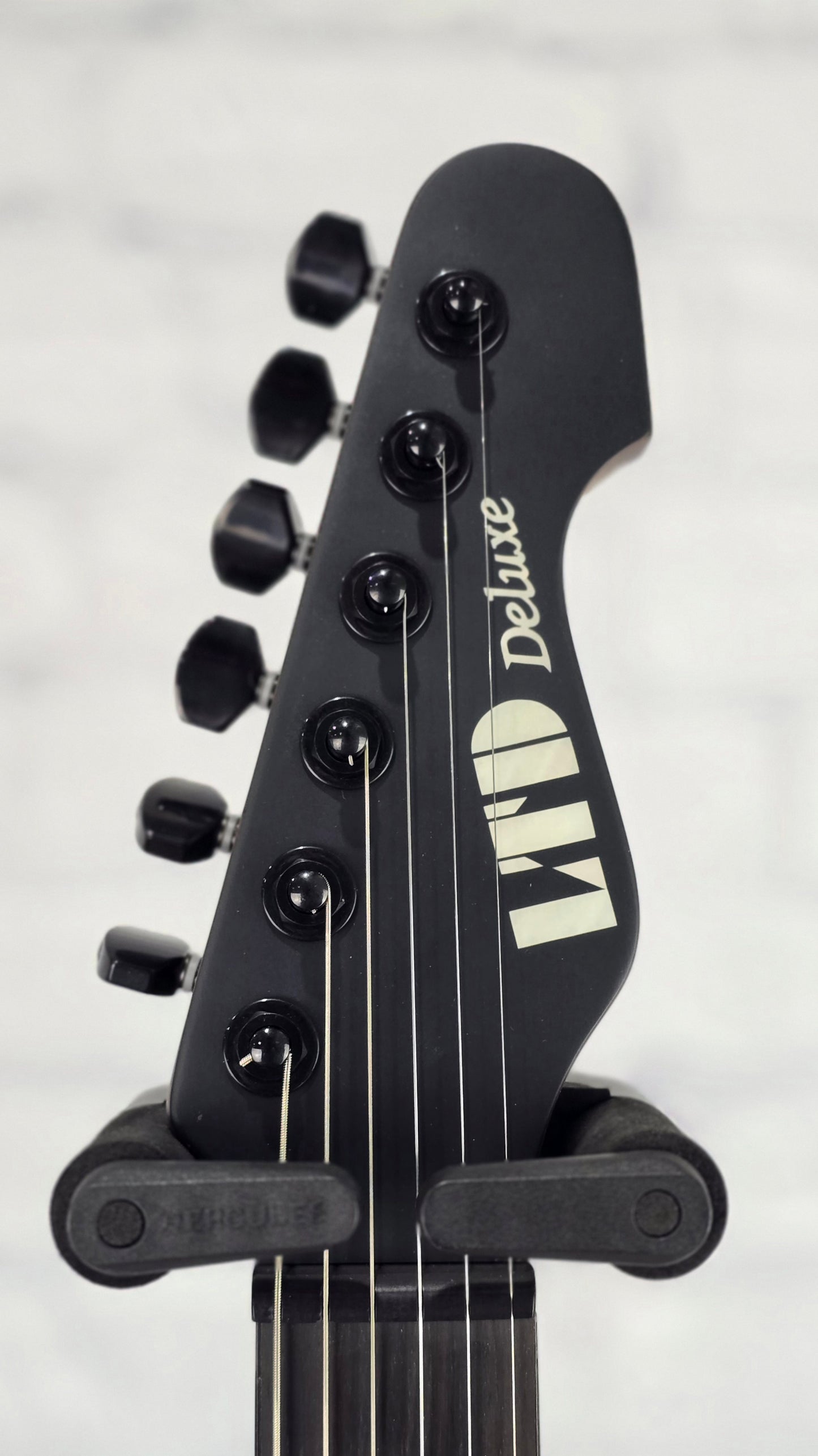 ESP LTD SN-1000 HT 6 String Electric Guitar Silver Blast