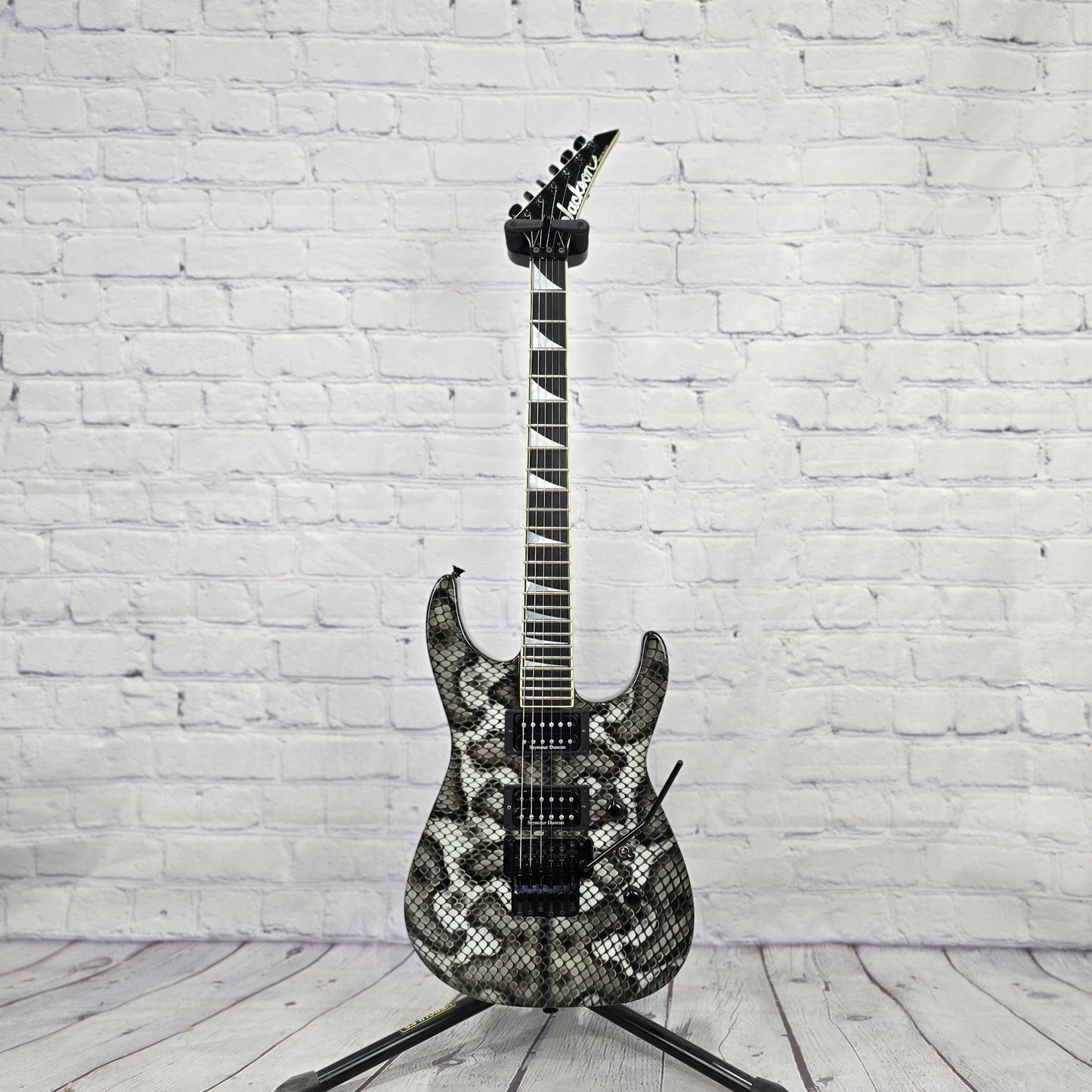 USED Jackson USA SL2H 6 String Electric Guitar Snakeskin