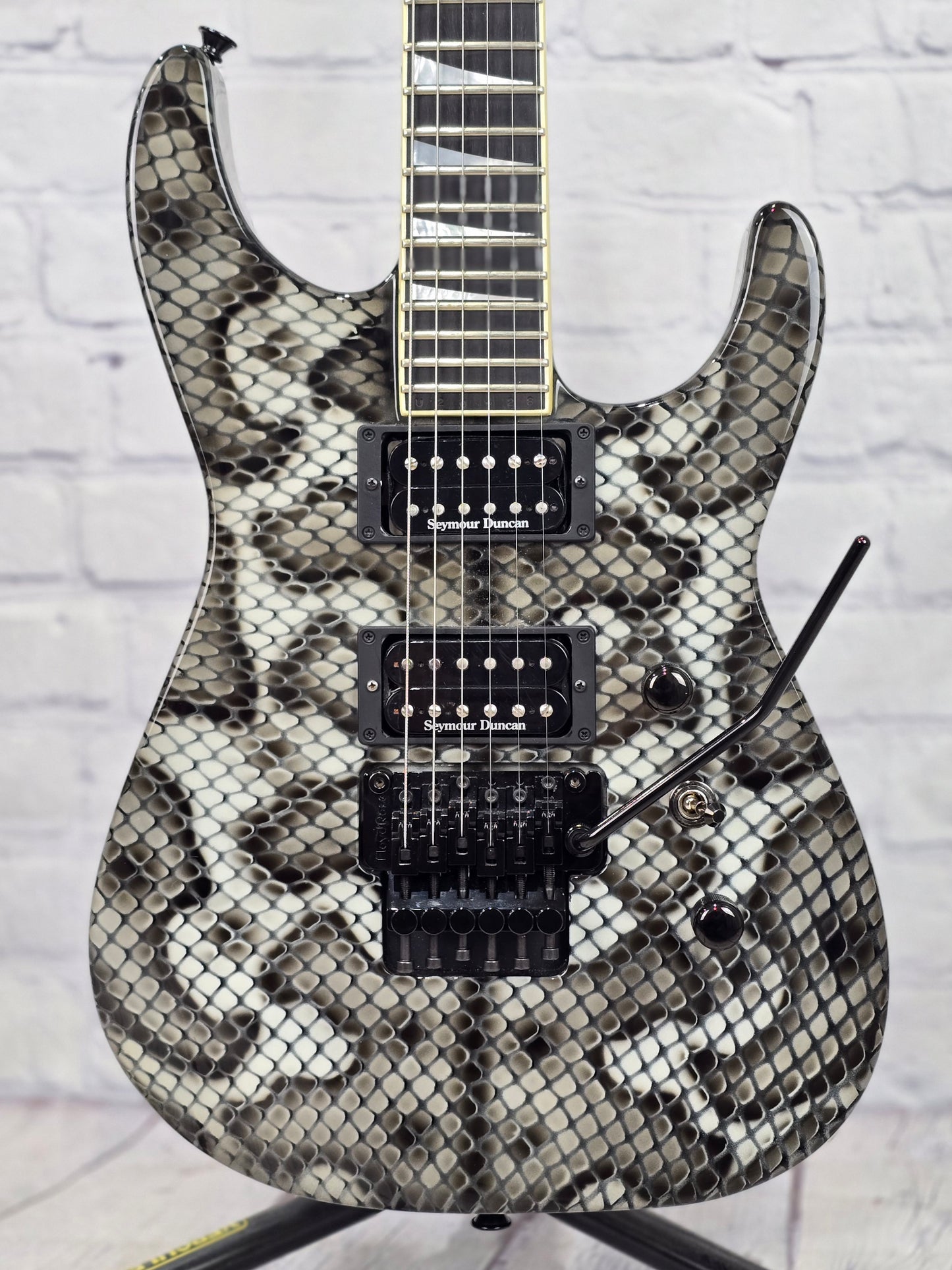 USED Jackson USA SL2H 6 String Electric Guitar Snakeskin