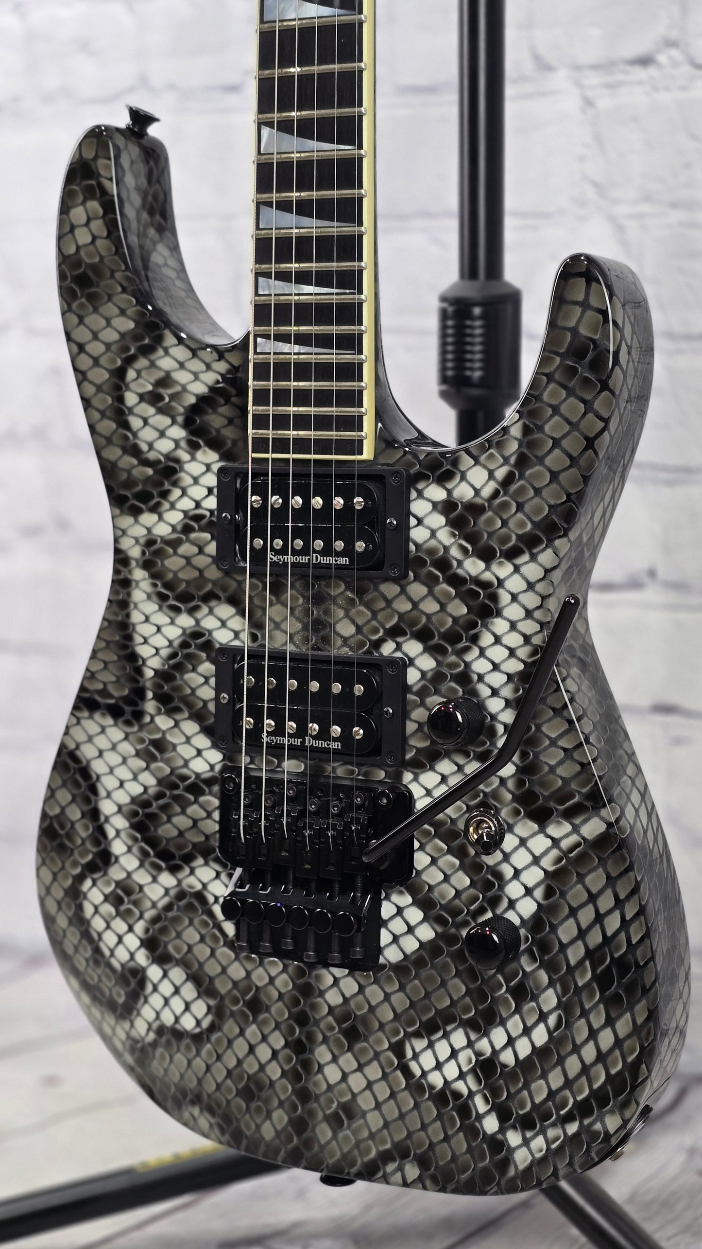 USED Jackson USA SL2H 6 String Electric Guitar Snakeskin