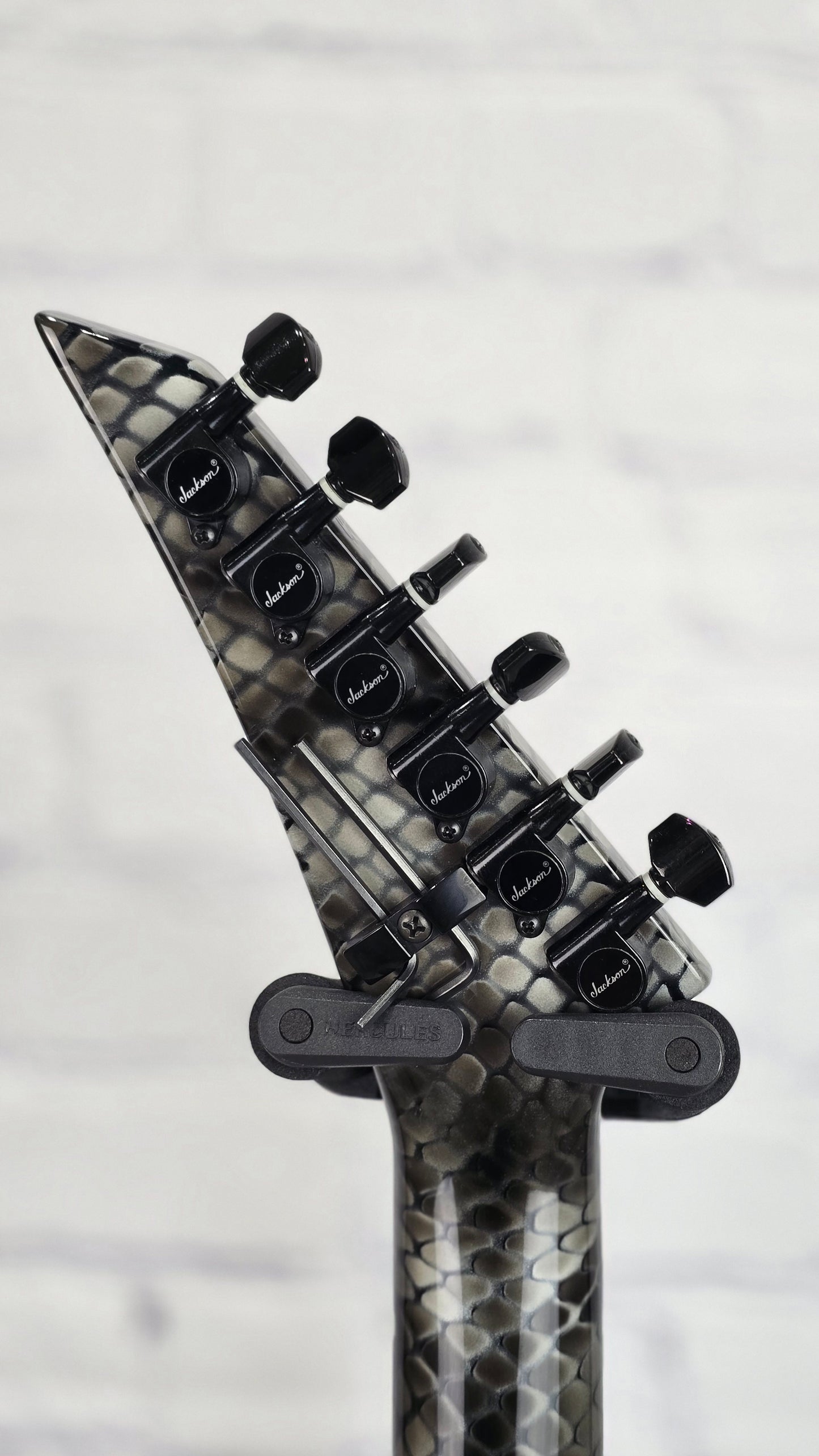 USED Jackson USA SL2H 6 String Electric Guitar Snakeskin