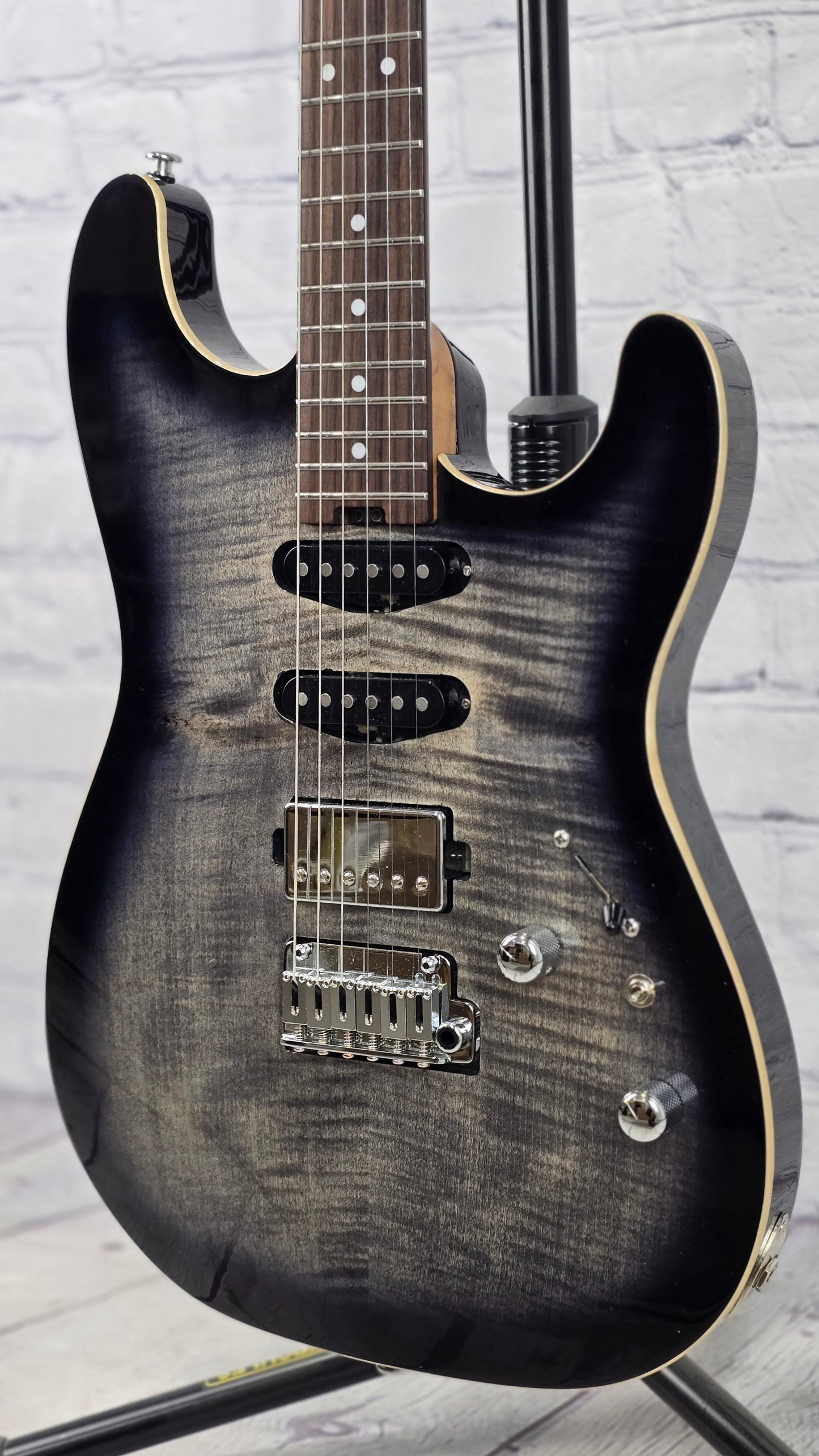 Cream T Guitars Polaris Custom HSS 6 String Electric Guitar Black Hole Burst