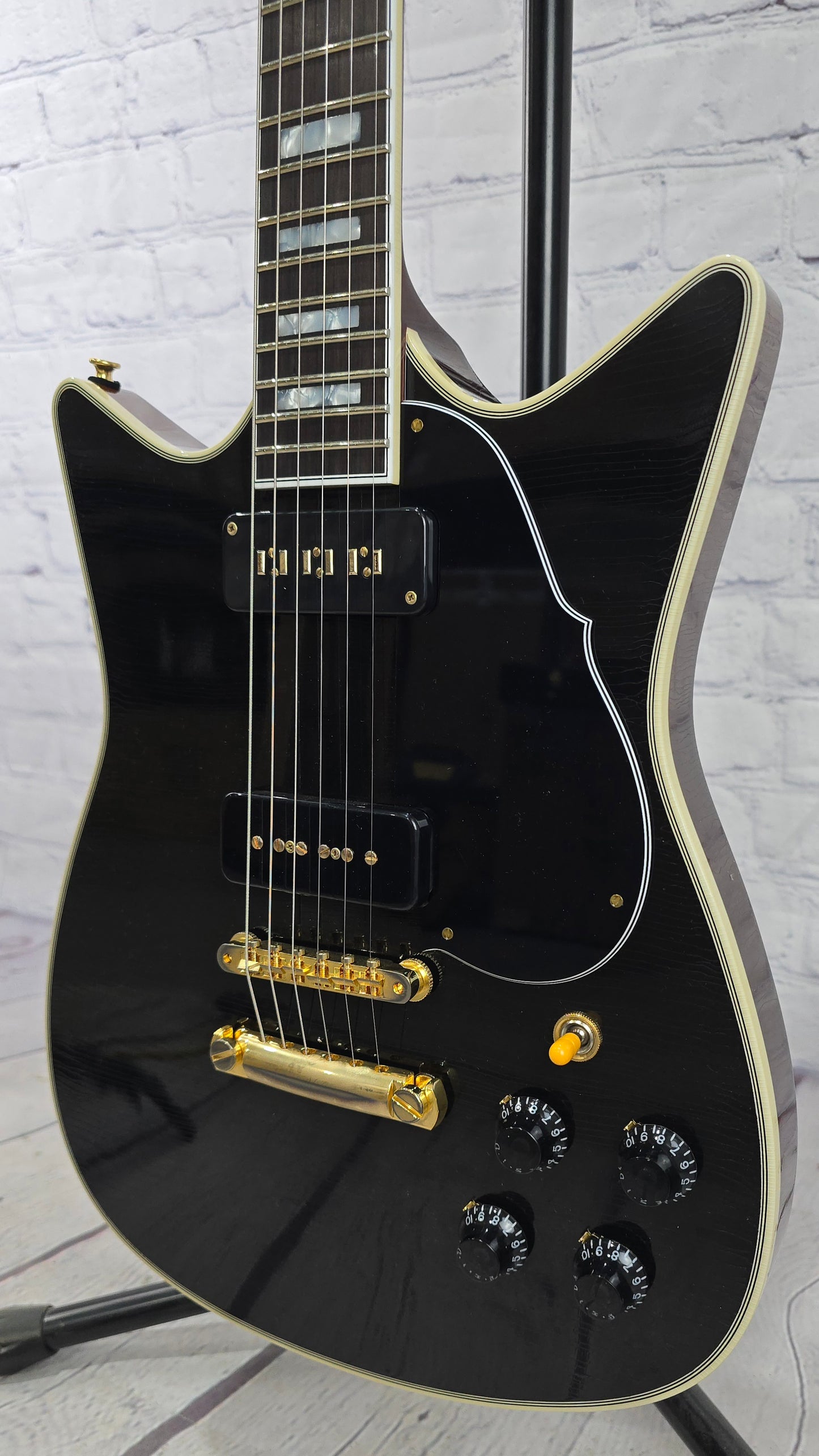 Frank Brothers Arcade One 6 String Electric Guitar Gloss Piano Black