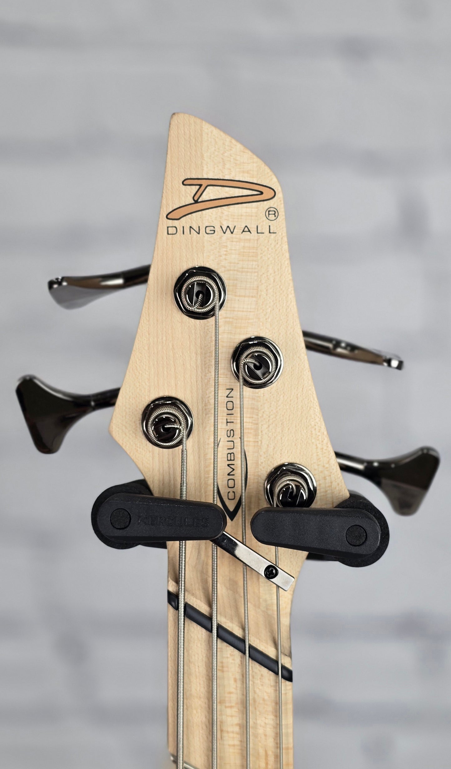 Dingwall Combustion C3 4 String Multiscale Bass Ultra Violet Burst Quilt