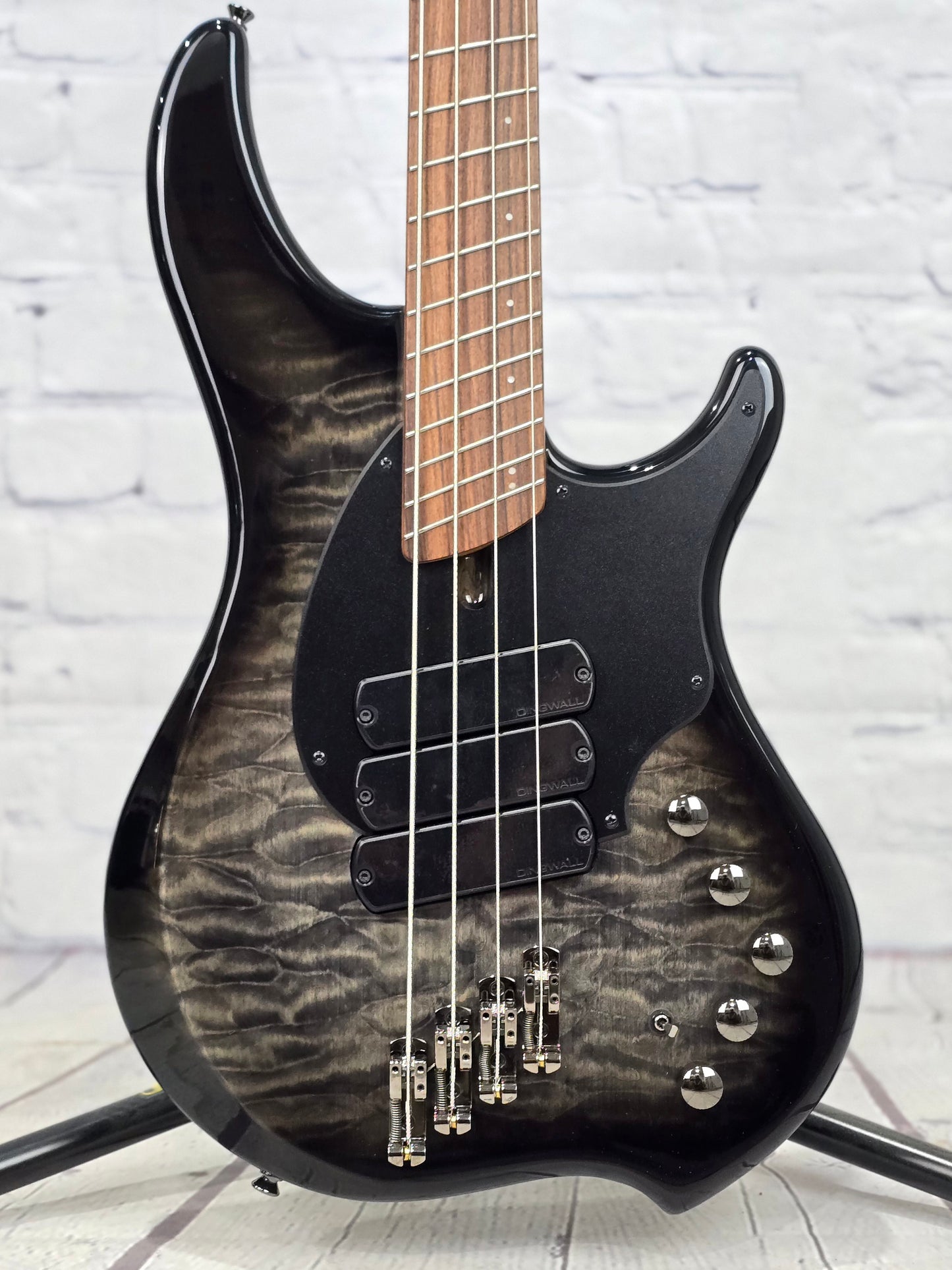 Dingwall Combustion C3 4 String Multiscale Bass Two Tone Burst Quilt