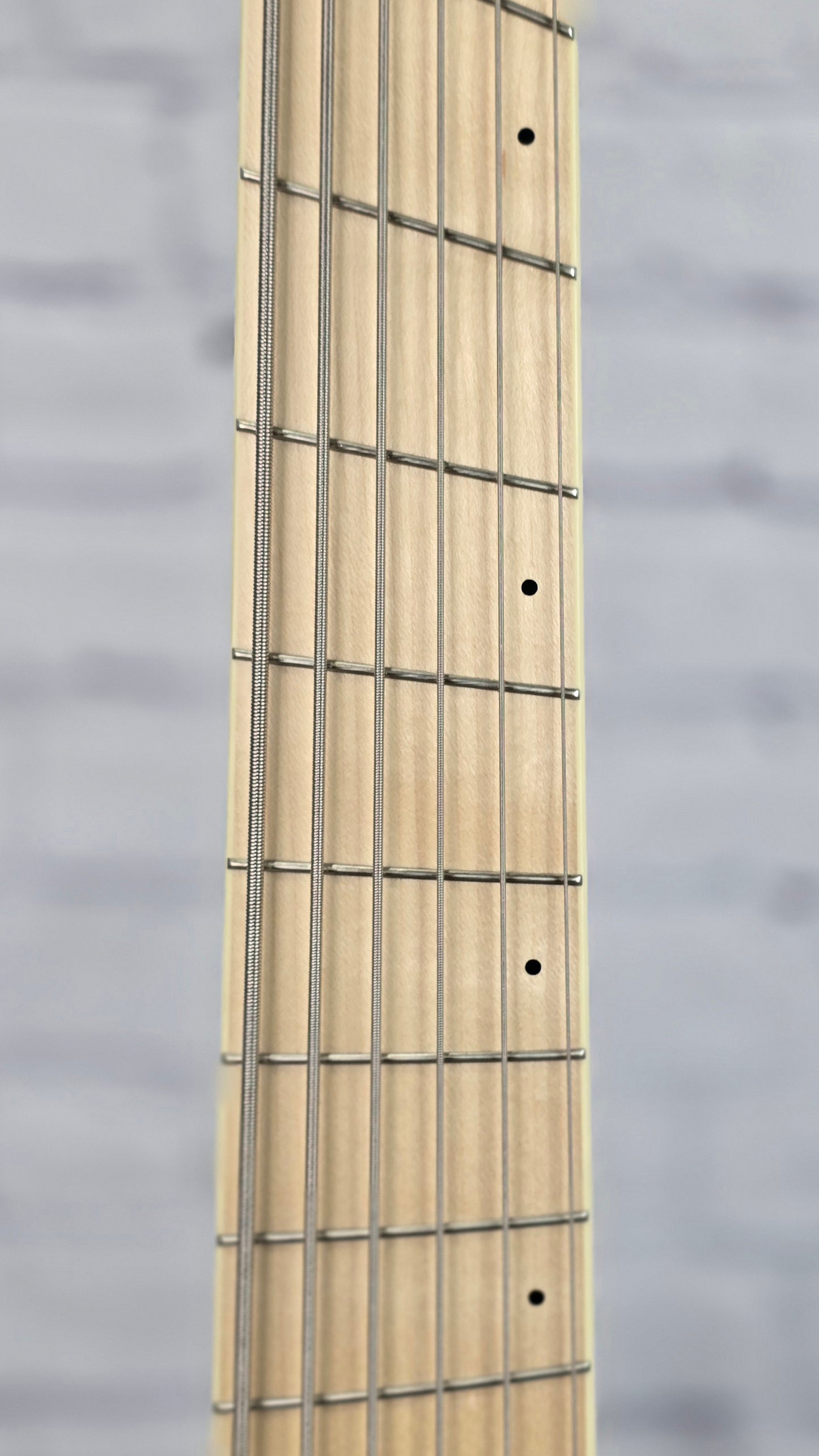 USED Dingwall NG3 6 String Nolly Bass Guitar Ducati White