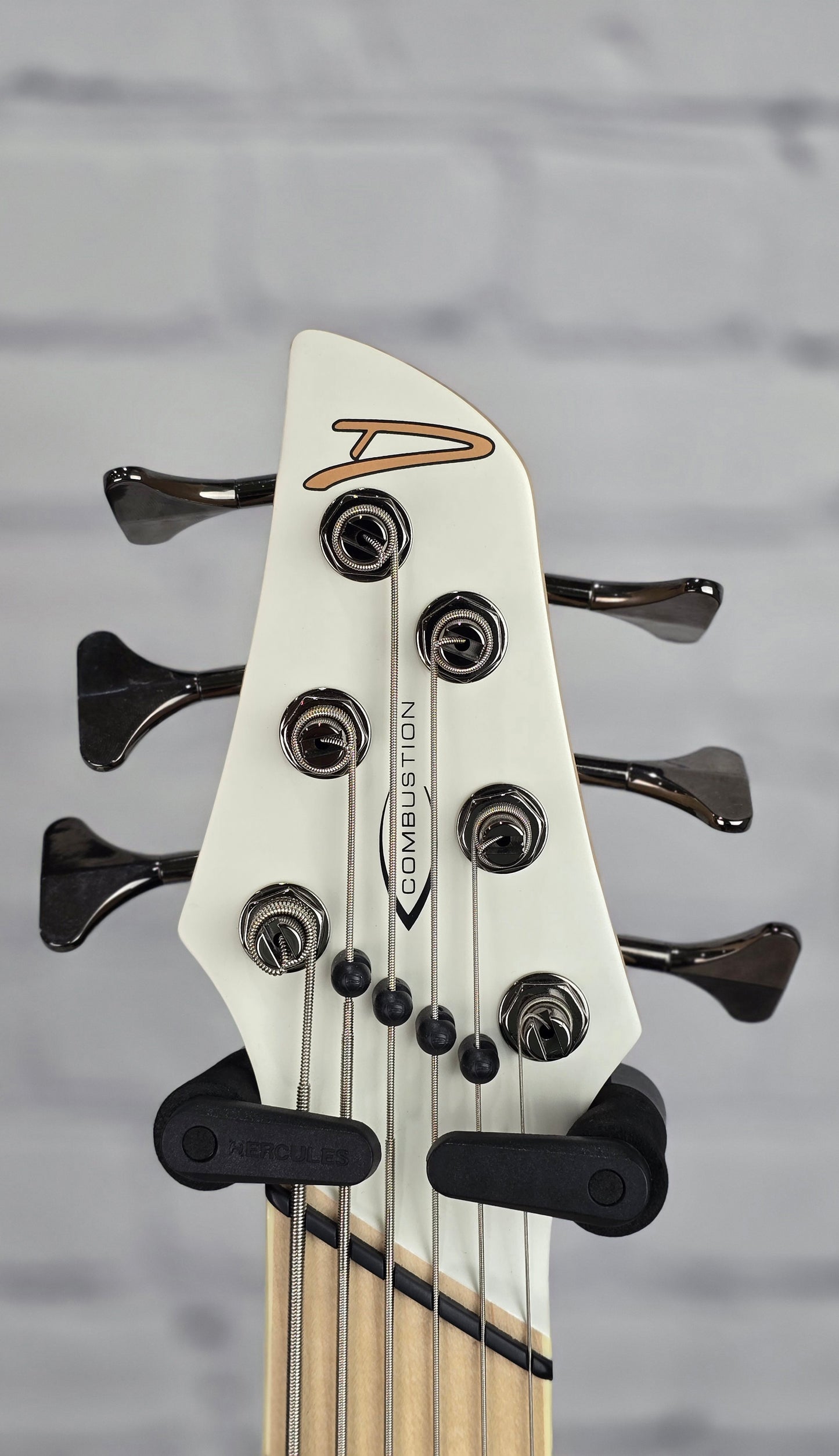 USED Dingwall NG3 6 String Nolly Bass Guitar Ducati White