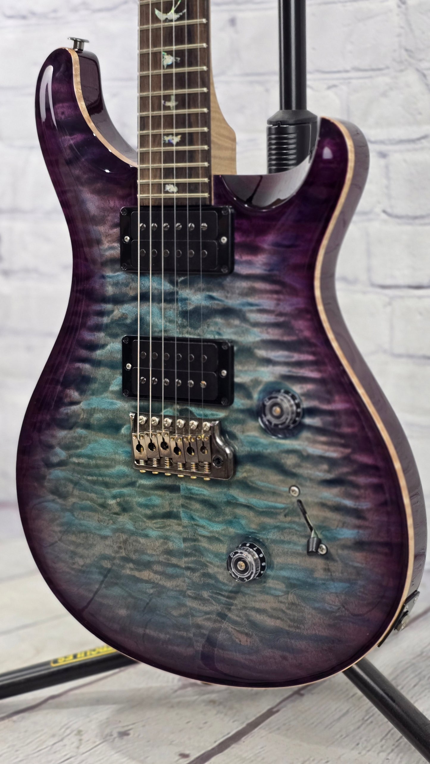 USED Paul Reed Smith PRS Custom 24 Quilt 10 Top Wood Library Electric Guitar Aquableaux Purpleburst