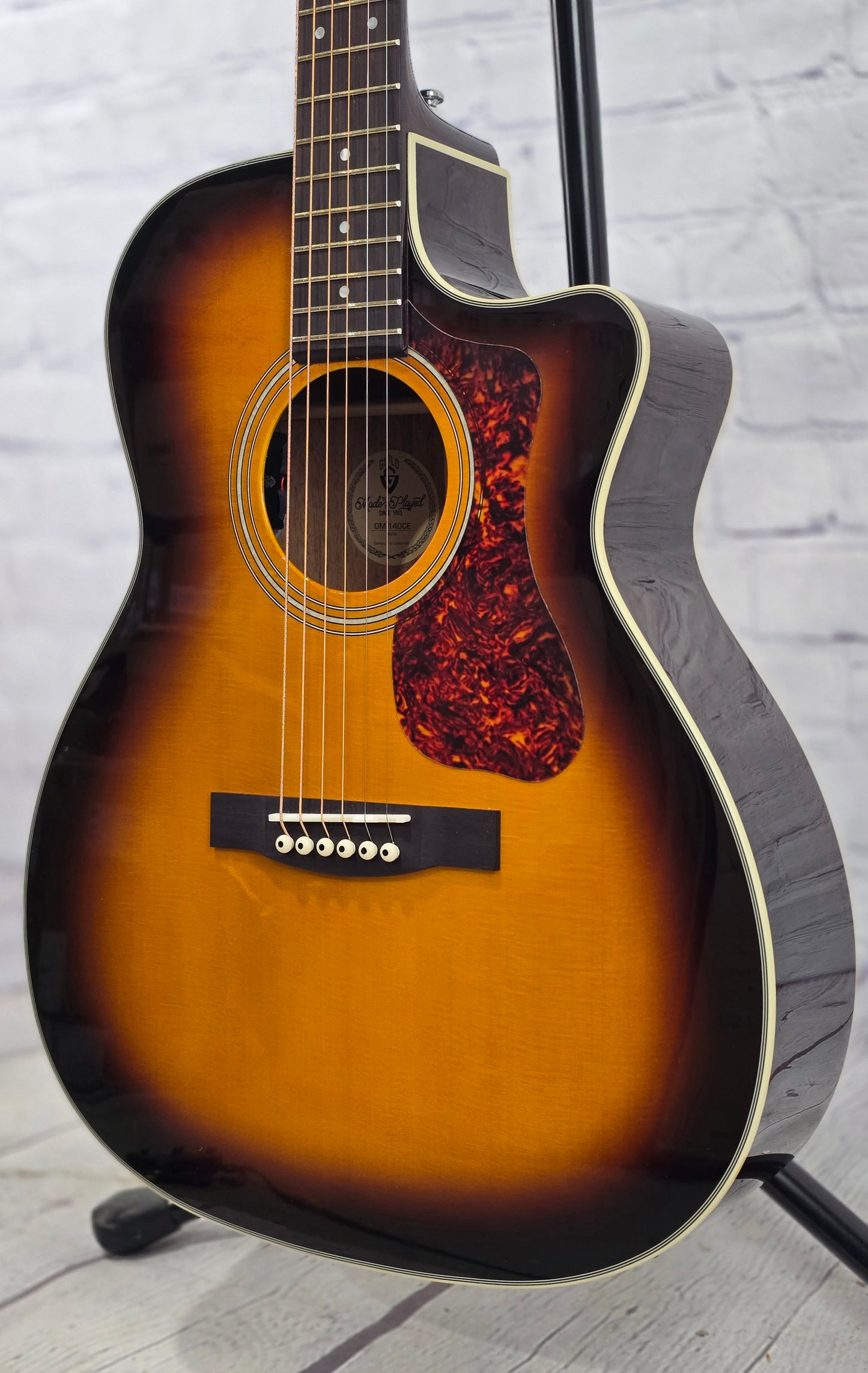 Guild Westerly Collection OM-140CE Orchestra 6 String Acoustic Guitar Antique Burst