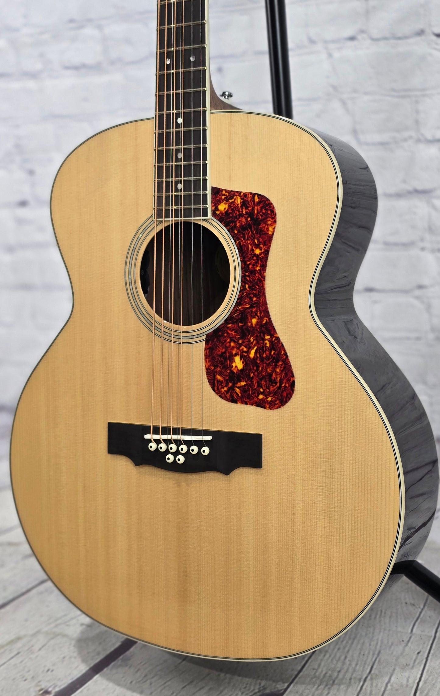 Guild Westerly Collection BT258E DLX 8 String Acoustic Guitar Natural