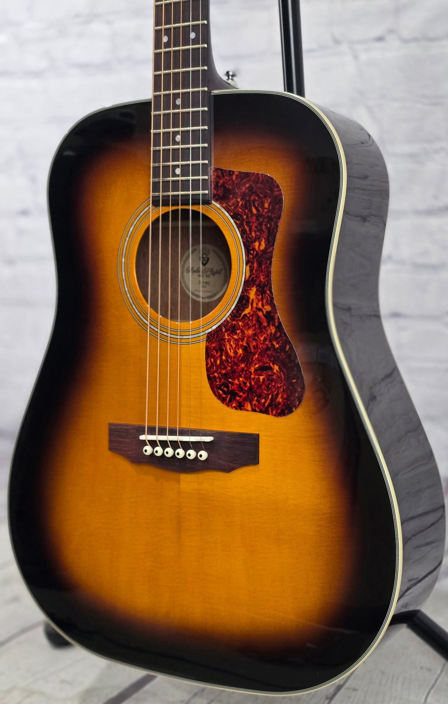 Guild Westerly Collection D-140 ATB Dreadnaught 6 String Acoustic Guitar Antique Burst