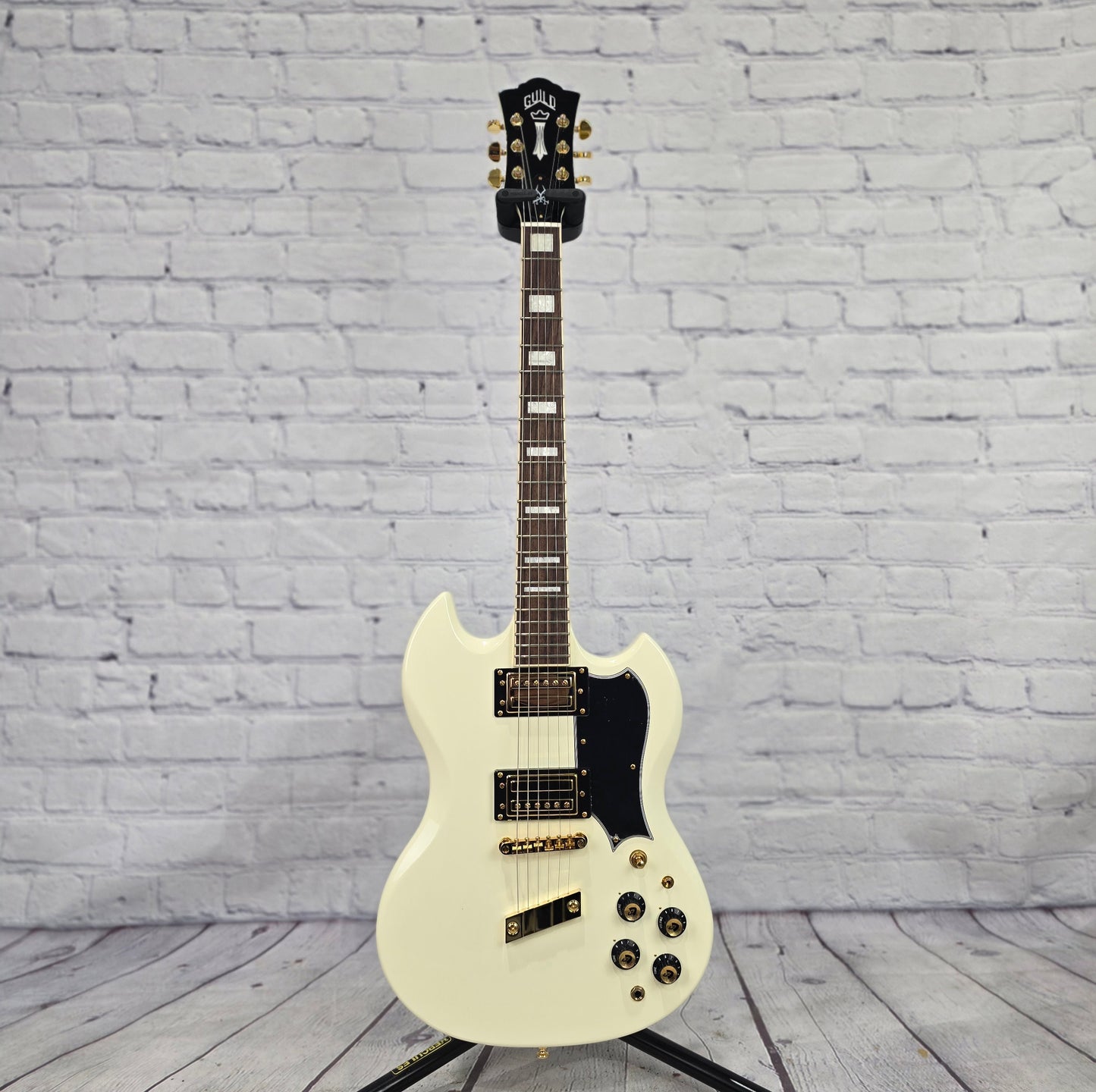 Guild Polara Kim Thayil Signature 6 String Electric Guitar Vintage White