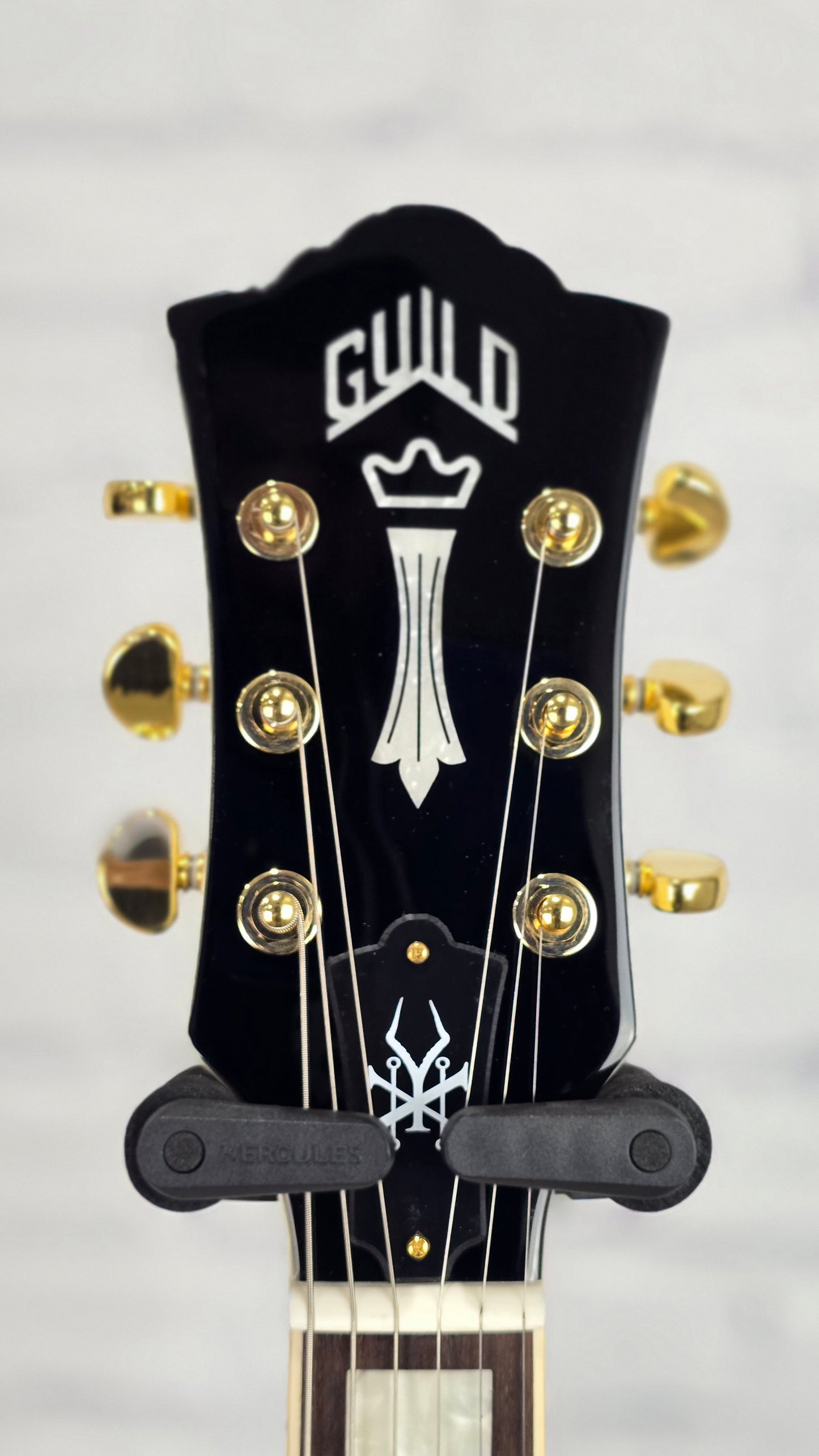 Guild Polara Kim Thayil Signature 6 String Electric Guitar Vintage White