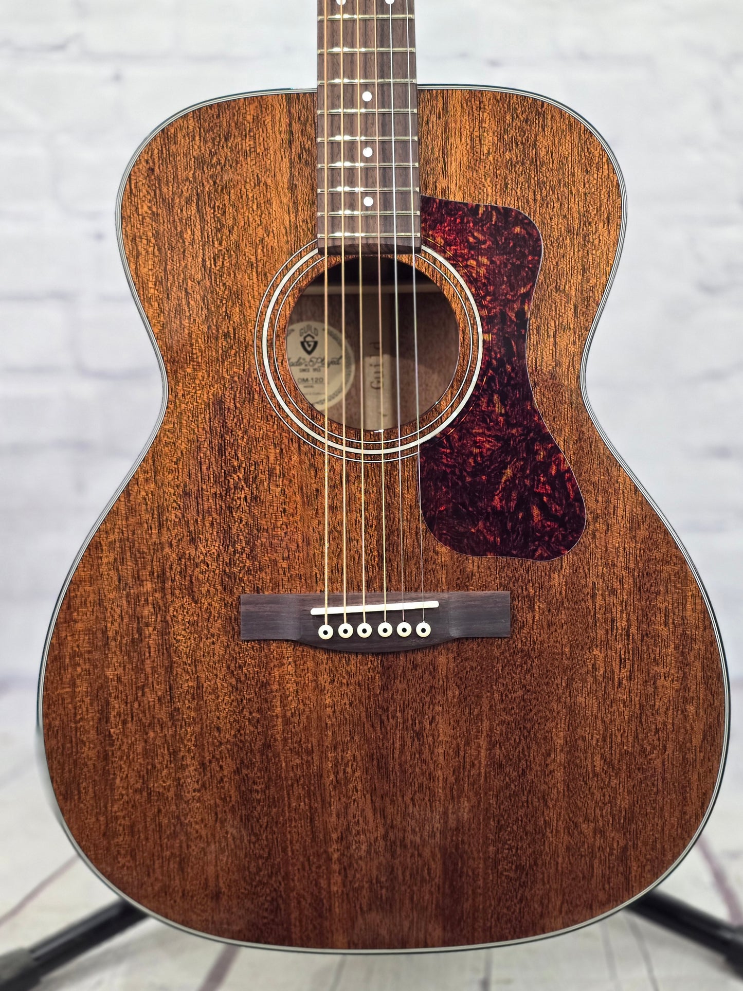 Guild Westerly Collection OM-120 Orchestra Acoustic Guitar Mahogany Natural
