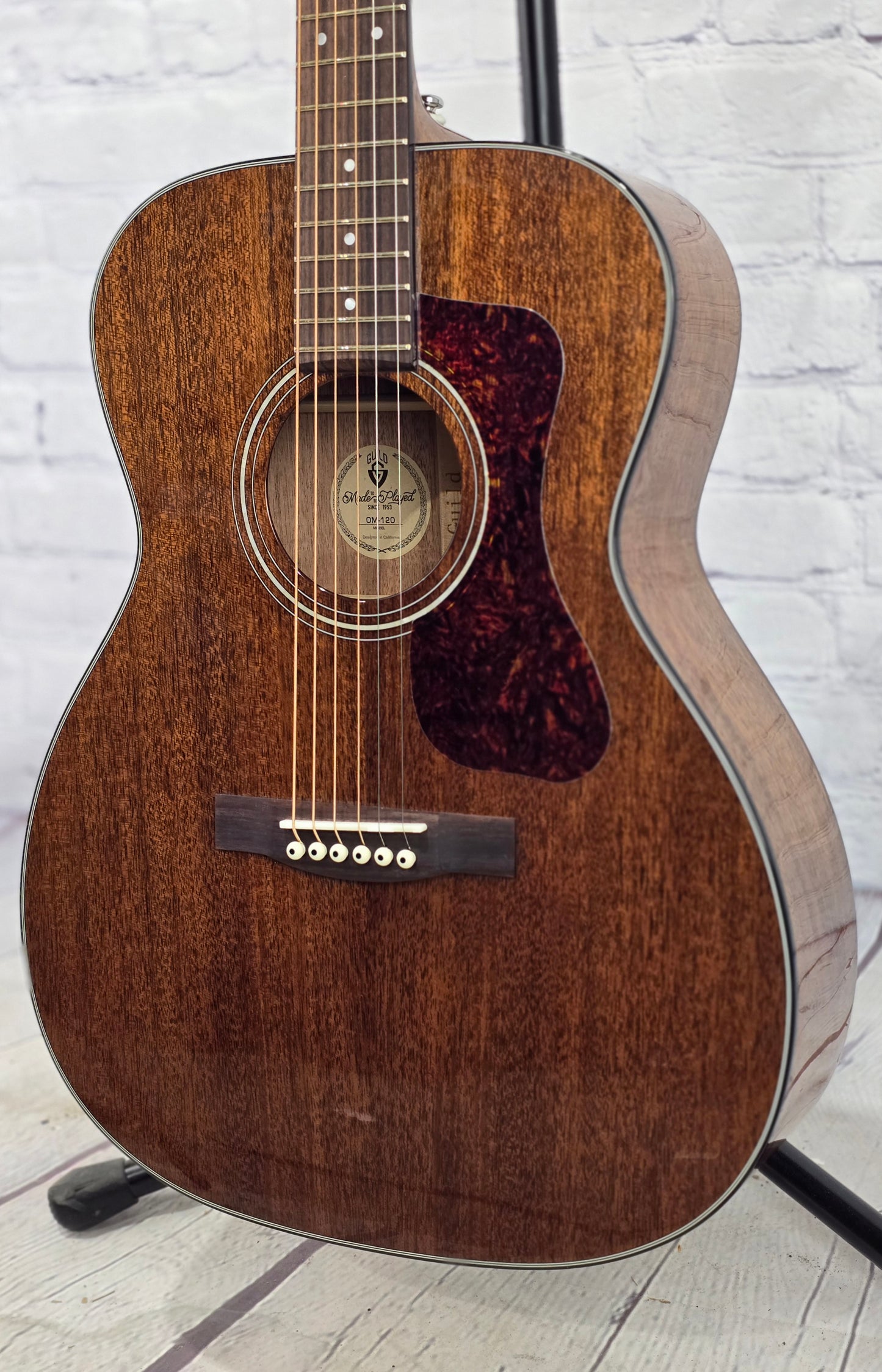 Guild Westerly Collection OM-120 Orchestra Acoustic Guitar Mahogany Natural