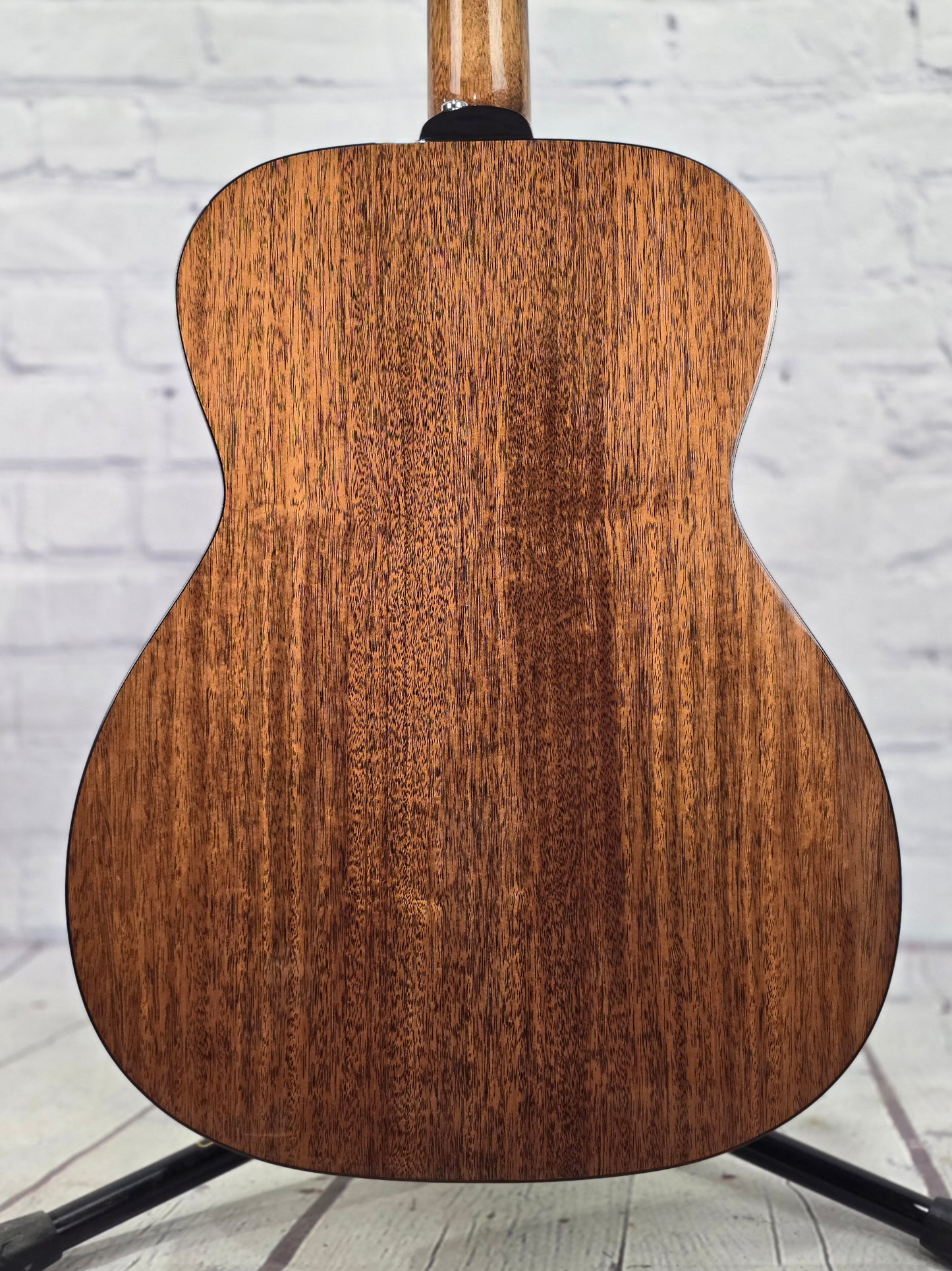 Guild Westerly Collection OM-120 Orchestra Acoustic Guitar Mahogany Natural