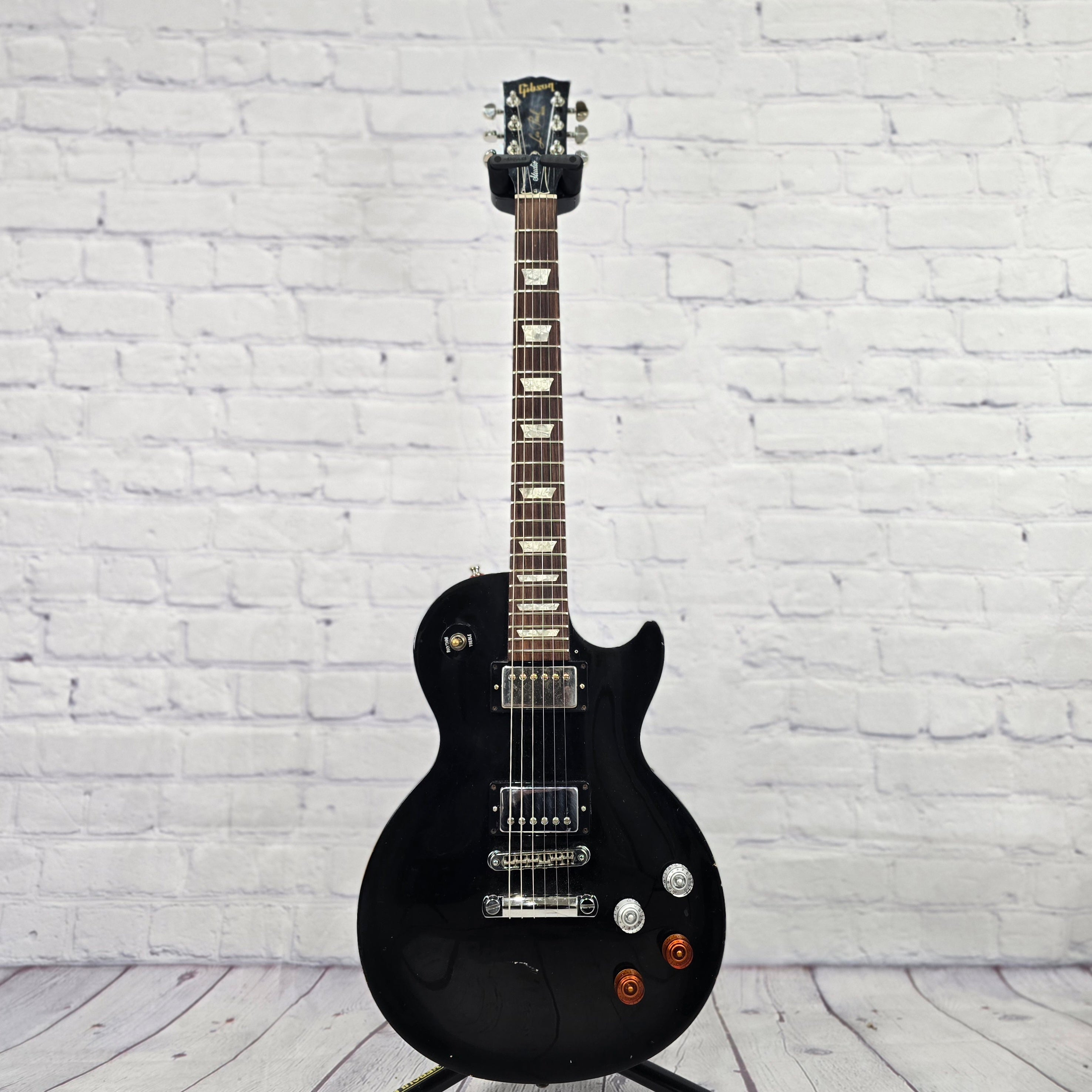 USED Gibson Les Paul Studio 6 String Electric Guitar Gloss Black