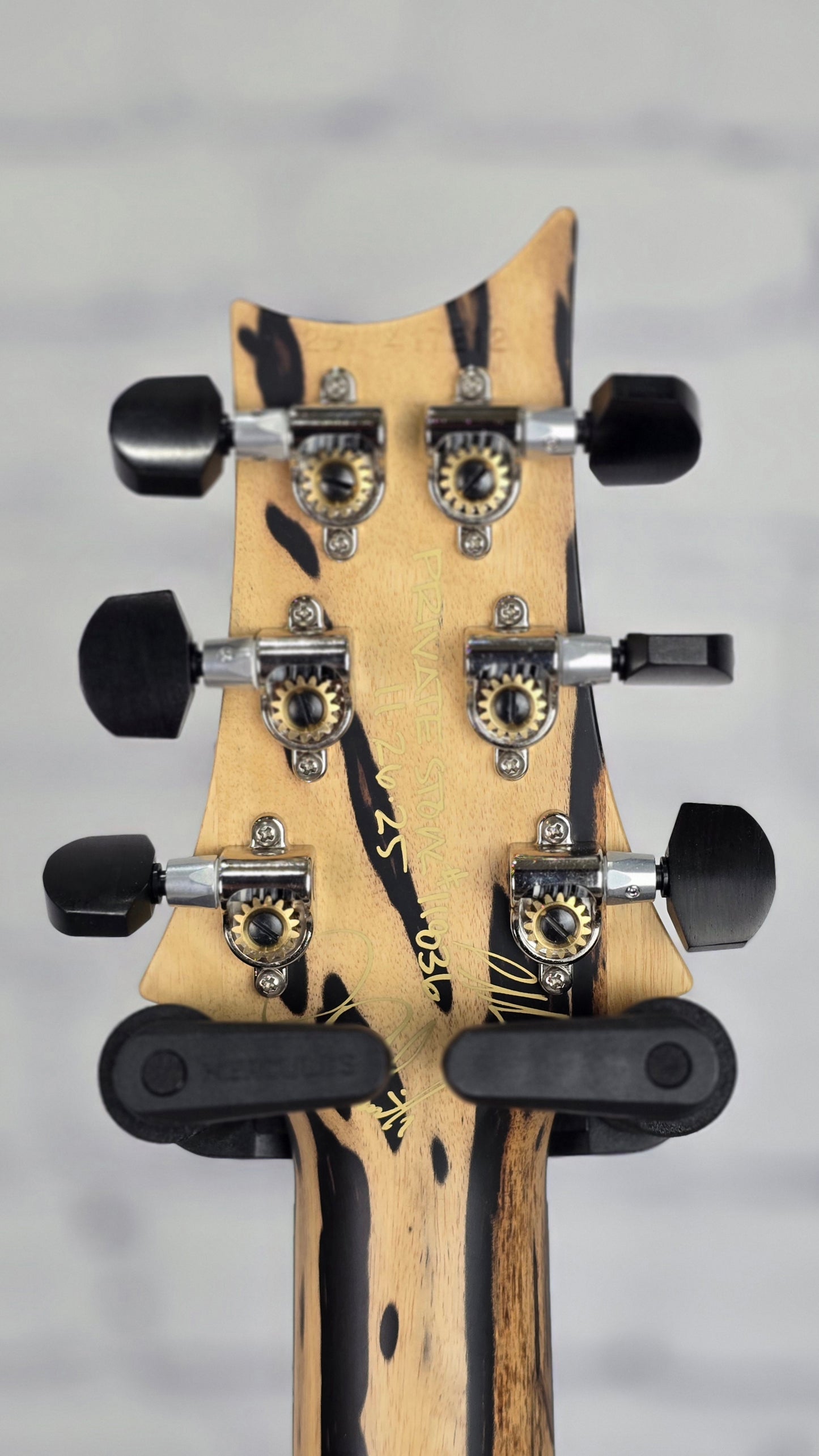 Paul Reed Smith PRS Guitars Private Stock McCarty 594 6 String Electric Guitar McCarty Glow PS 11836