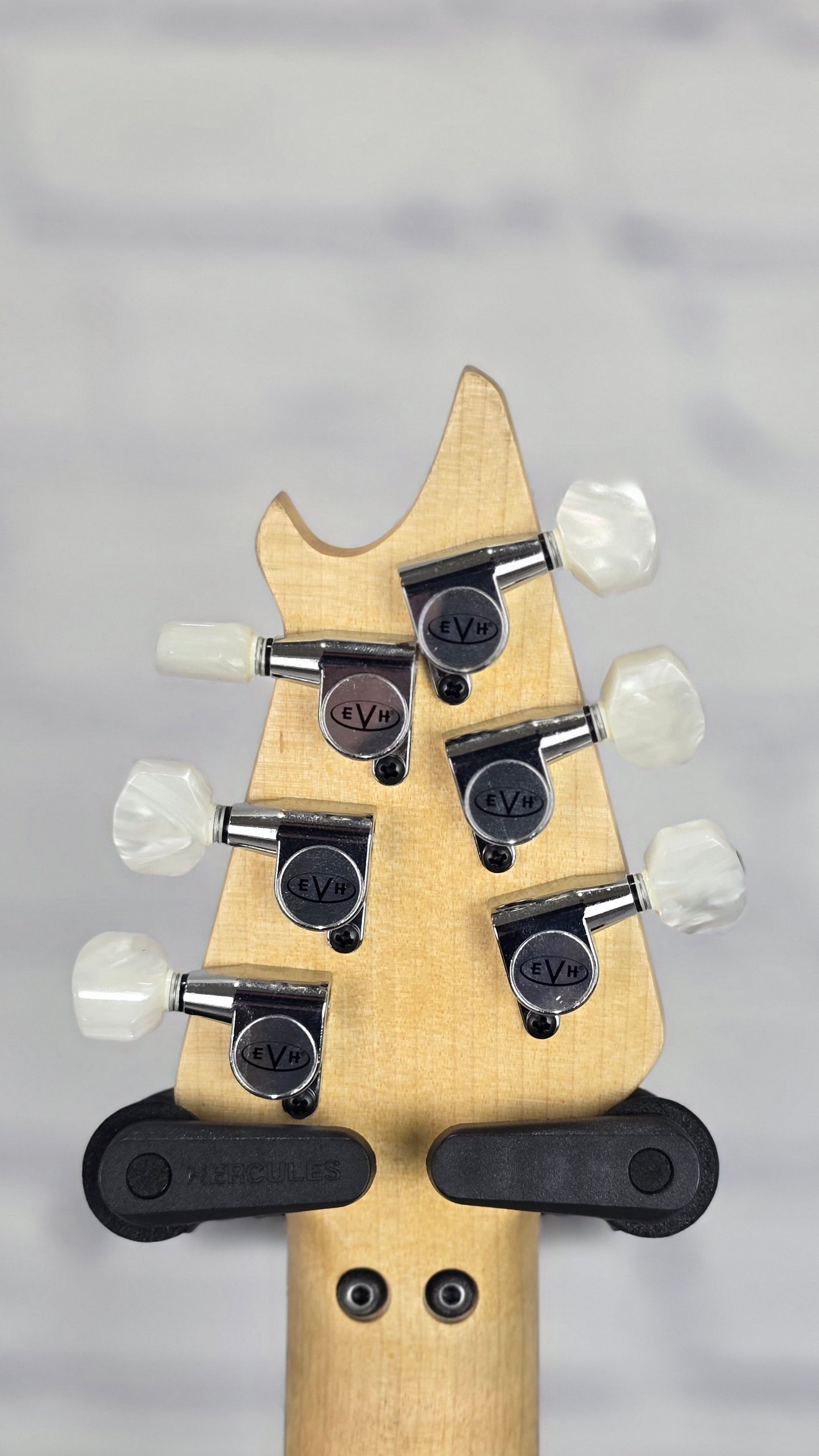 USED EVH Guitars Wolfgang USA 6 String Electric Guitar Gloss Ivory