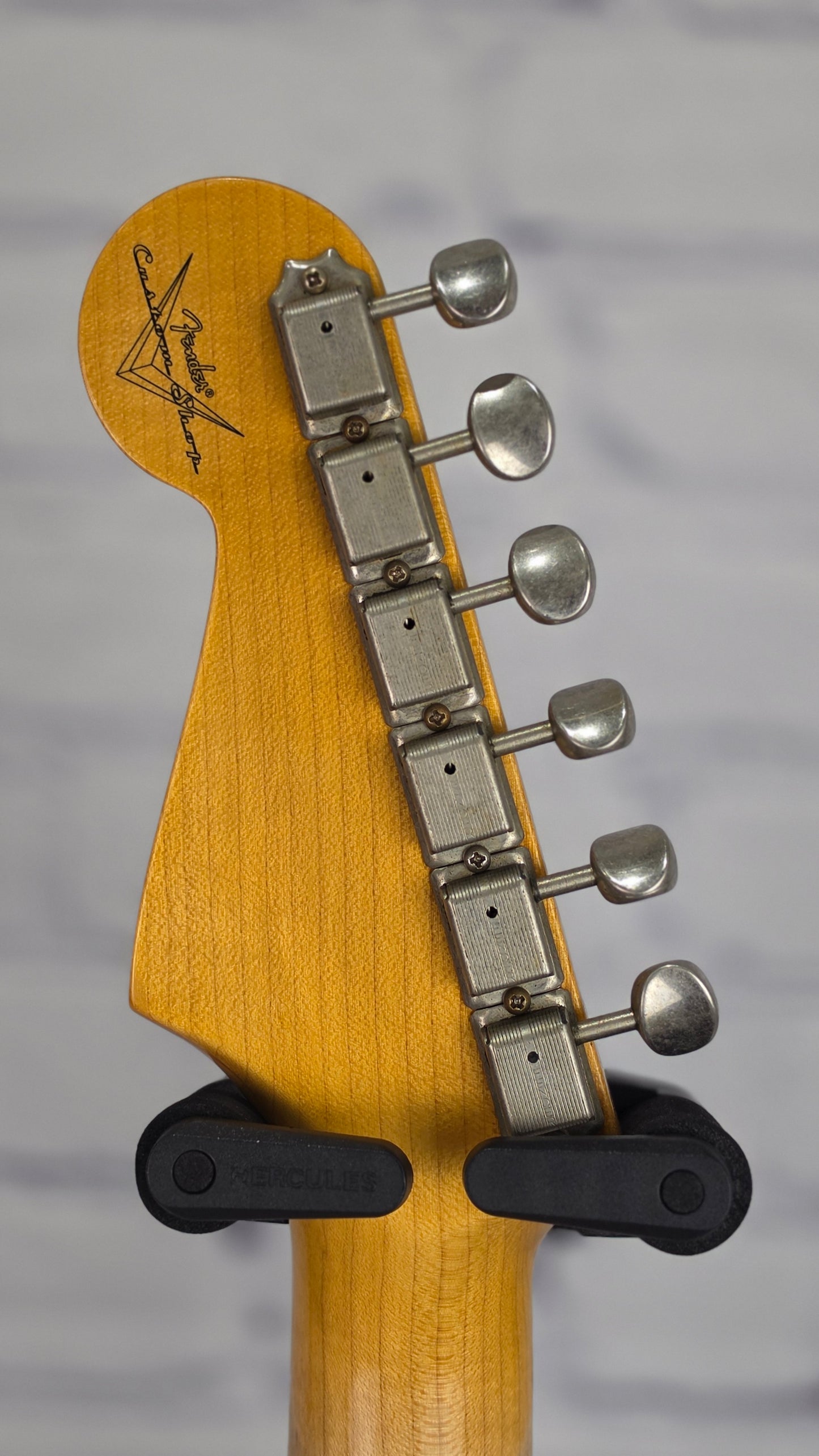USED Fender Custom Shop Postmodern Stratocaster 6 String Electric Guitar Journeyman Relic 2023 Aged Black