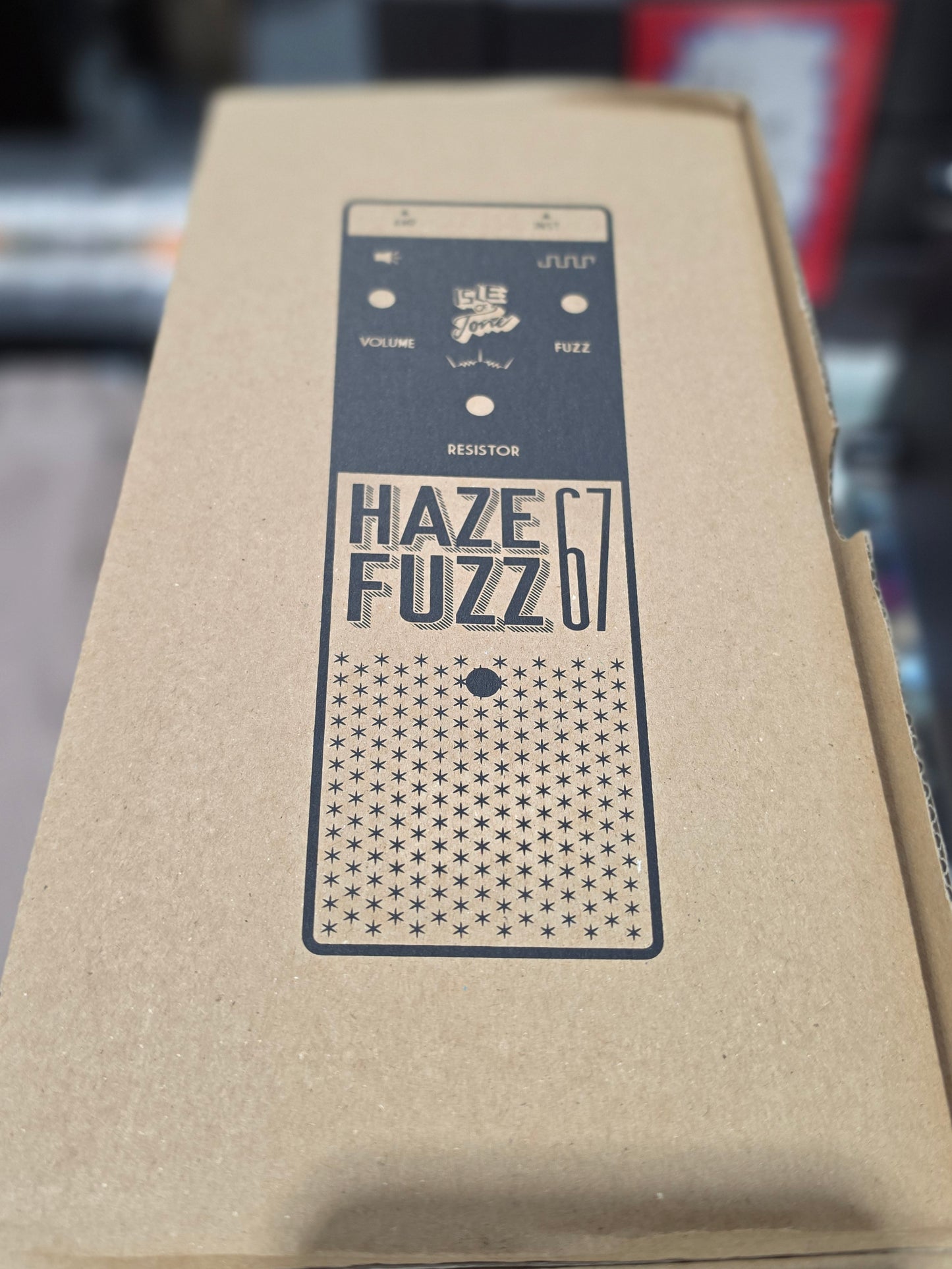 USED Isle of Tone Haze 67 Fuzz Pedal Premium Package