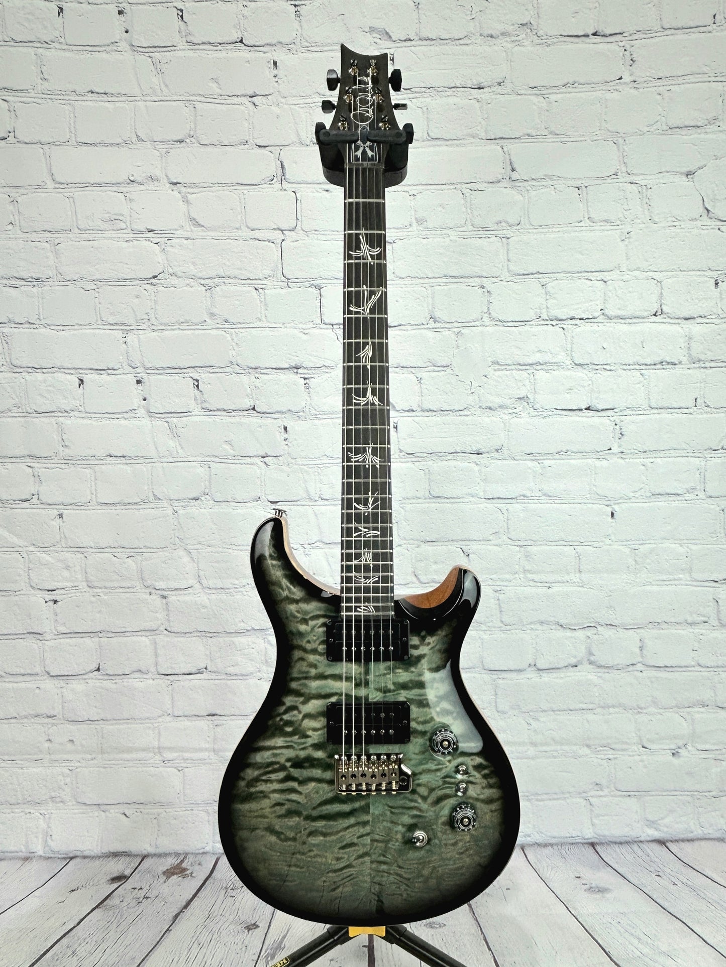 Paul Reed Smith PRS Kanami Limited Edition Custom 24 Quilt Electric Guitar Trampas Green Smokeburst