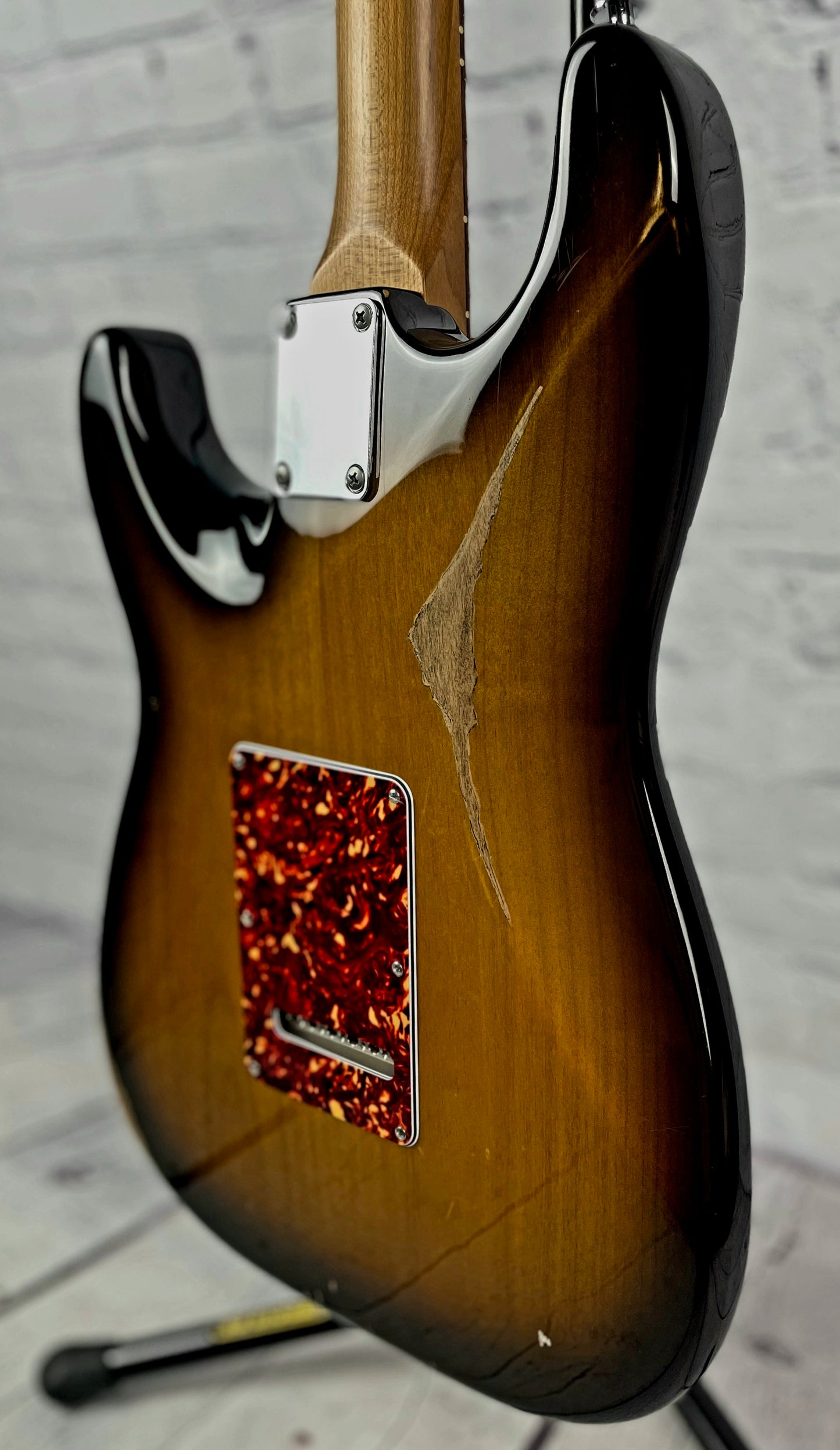 USED Suhr Classic S Antique Custom HSH Electric Guitar 2 Tone Tobacco Burst