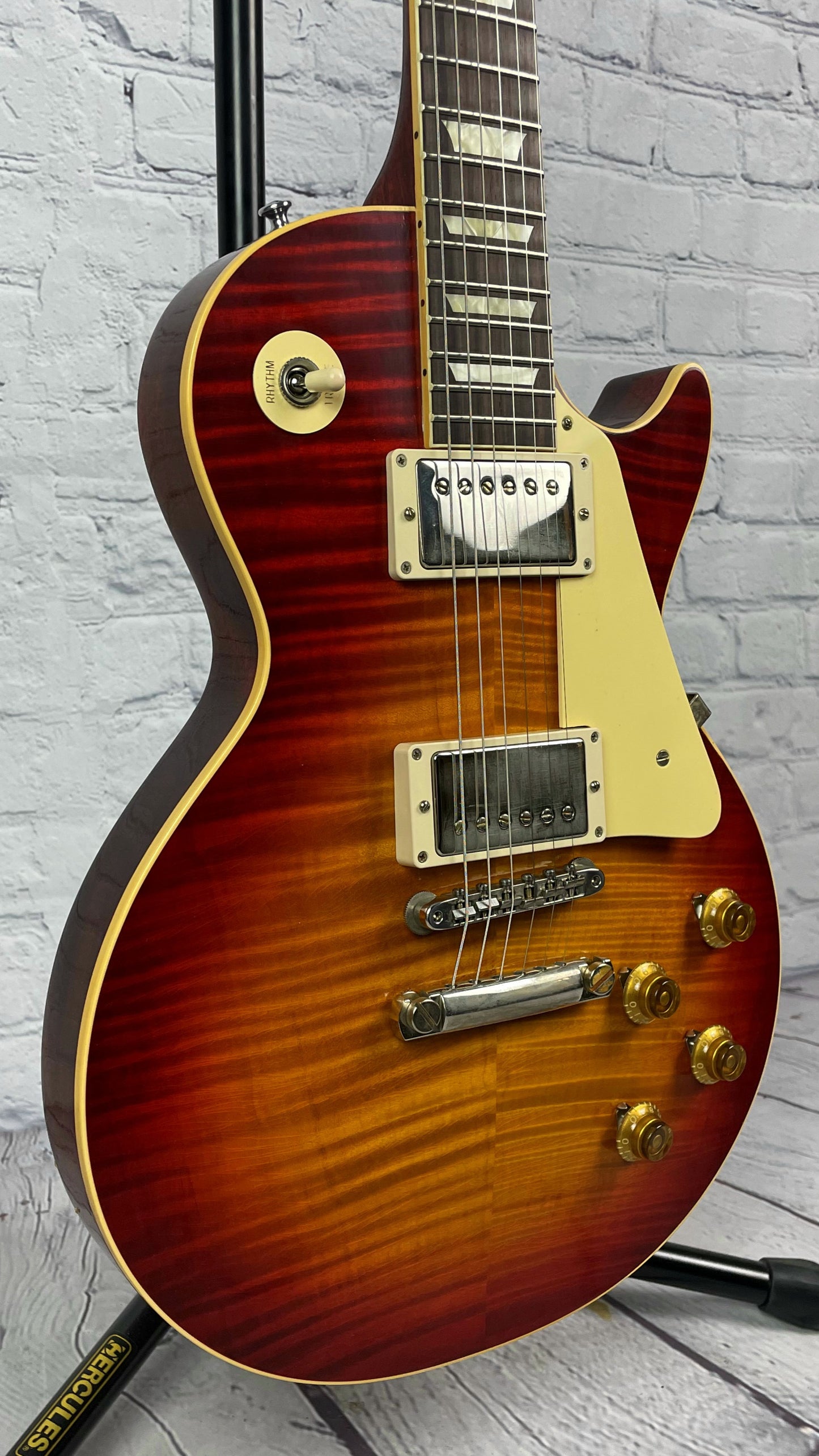 Gibson Custom Shop Murphy Lab Ultra Lite '59 Les Paul Reissue Electric Guitar Factory Burst