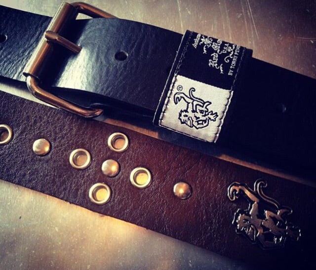 Red Monkey Designs Motor City Guitar Strap (Chocolate)