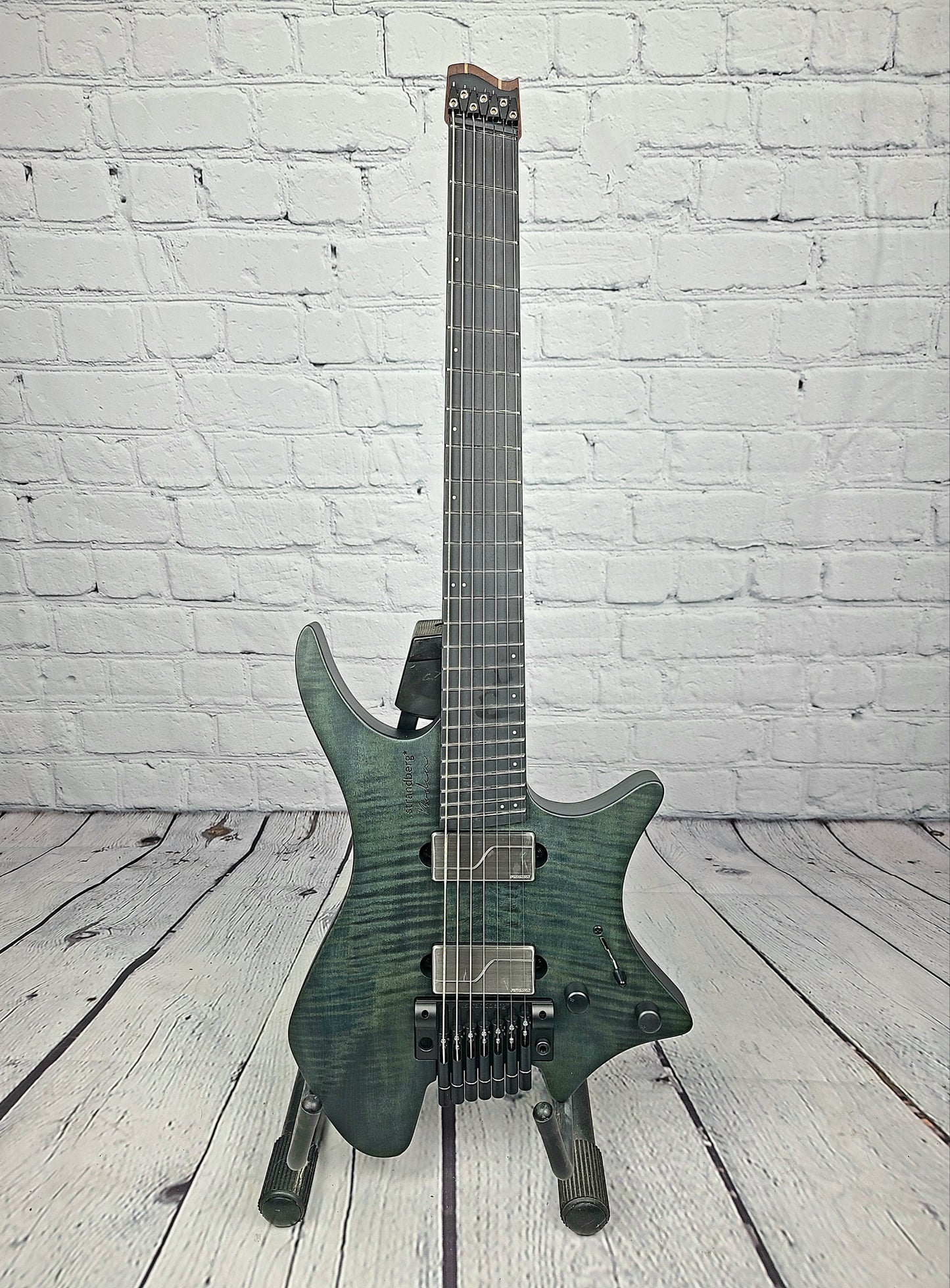Strandberg Boden Prog 7 Trans Black Flame Top