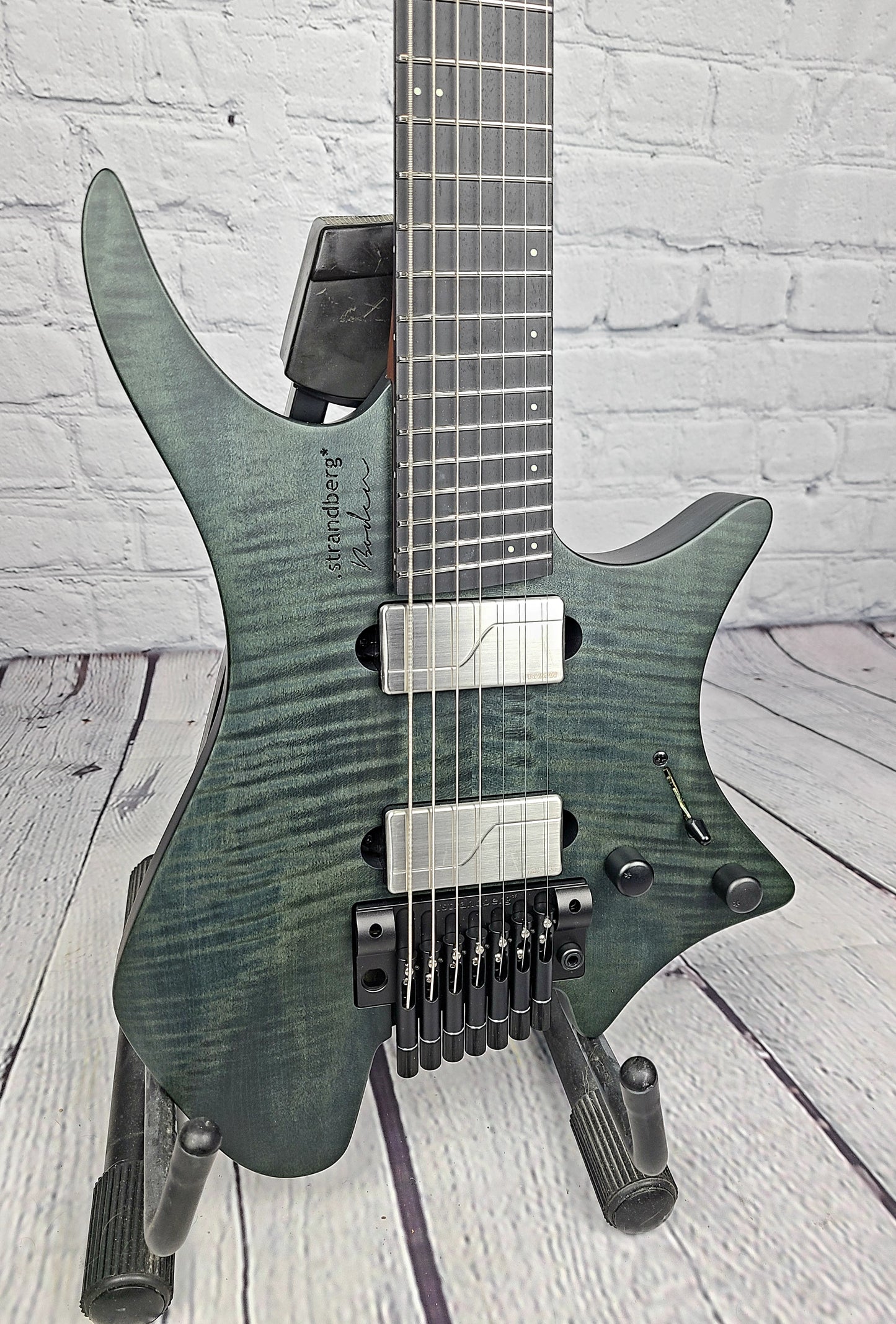 Strandberg Boden Prog 7 Trans Black Flame Top