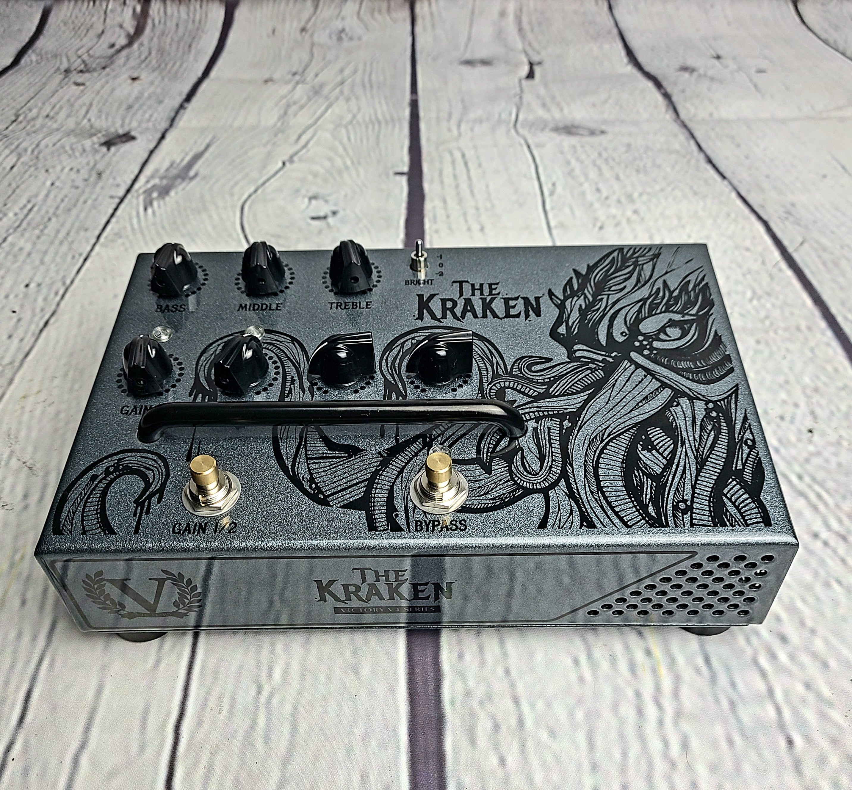 Victory Amplification V4 The Kraken Preamp Pedal