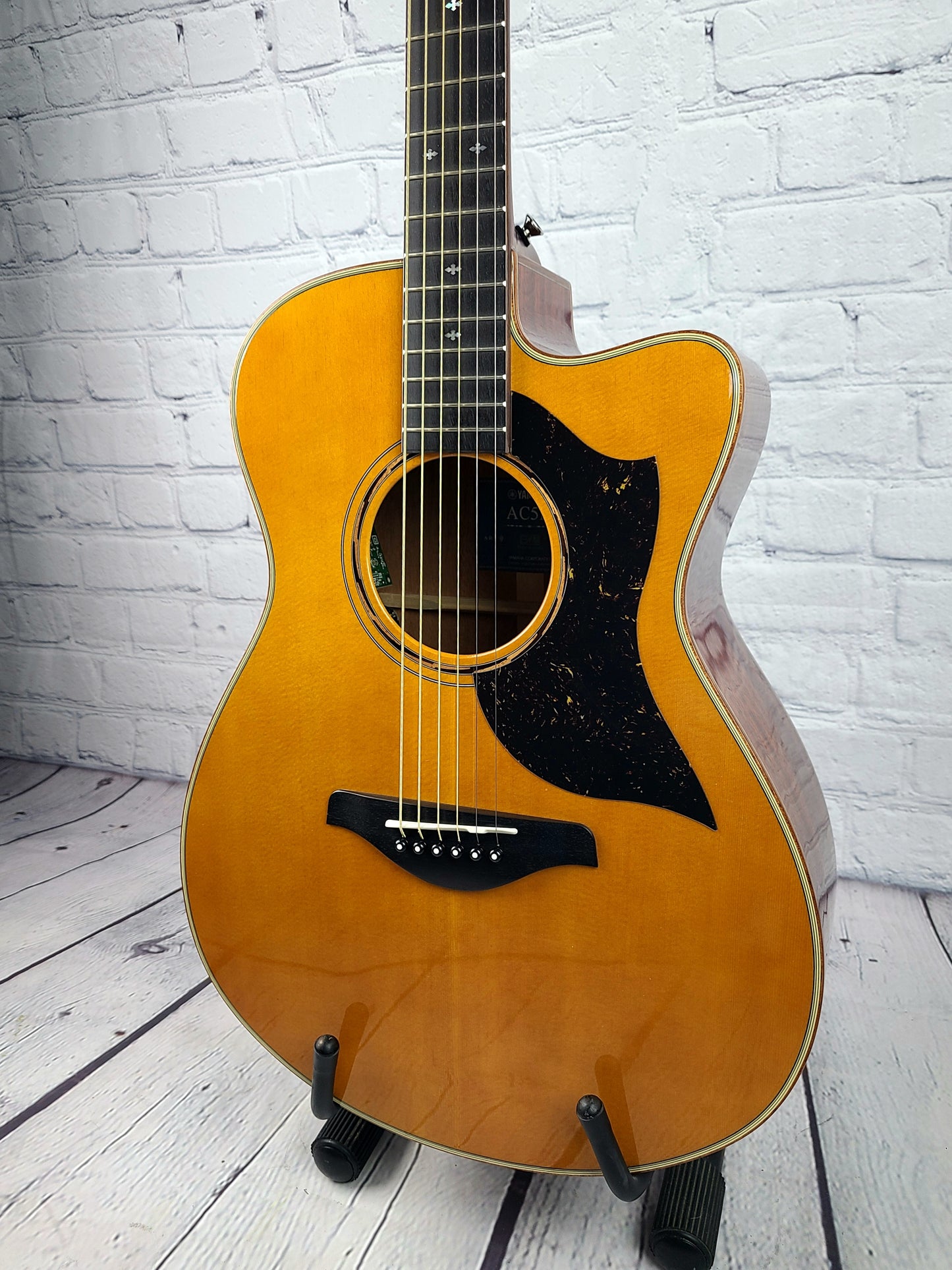 Yamaha Japan AC5M ARE II Electric Acoustic Guitar