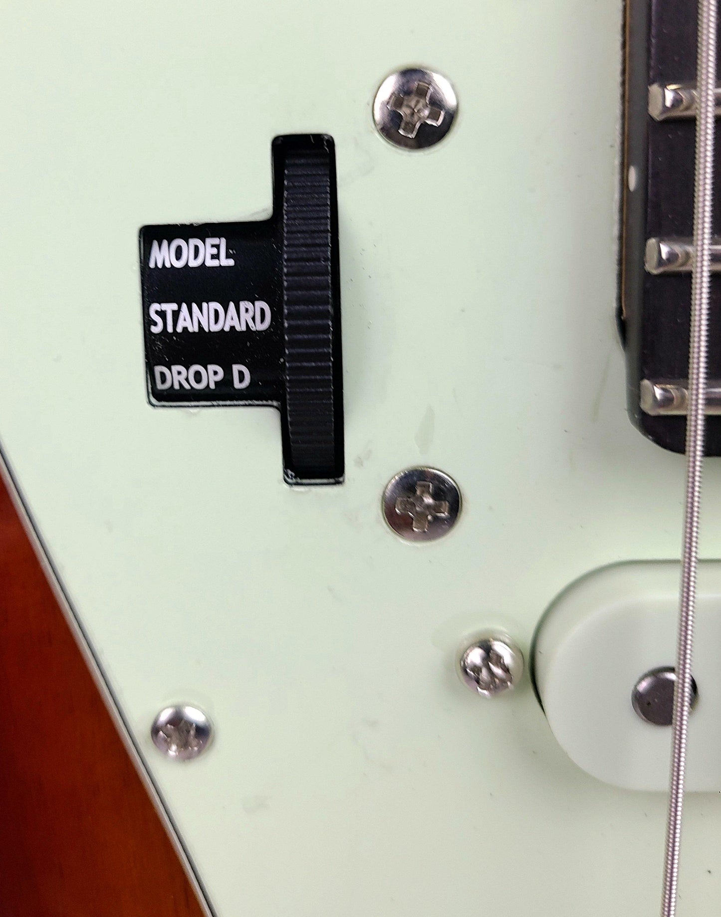 Line 6 JTV-69S JAMES TYLER VARIAX 3-TONE SUNBURST EBONY FB - Guitar Brando