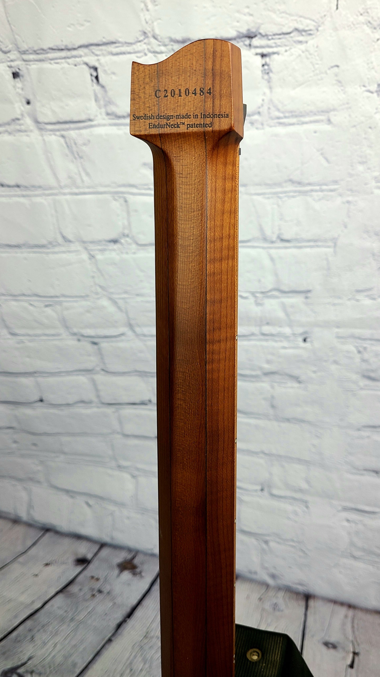 Strandberg Boden Standard 6 Trem Flame Maple - Trans Blue