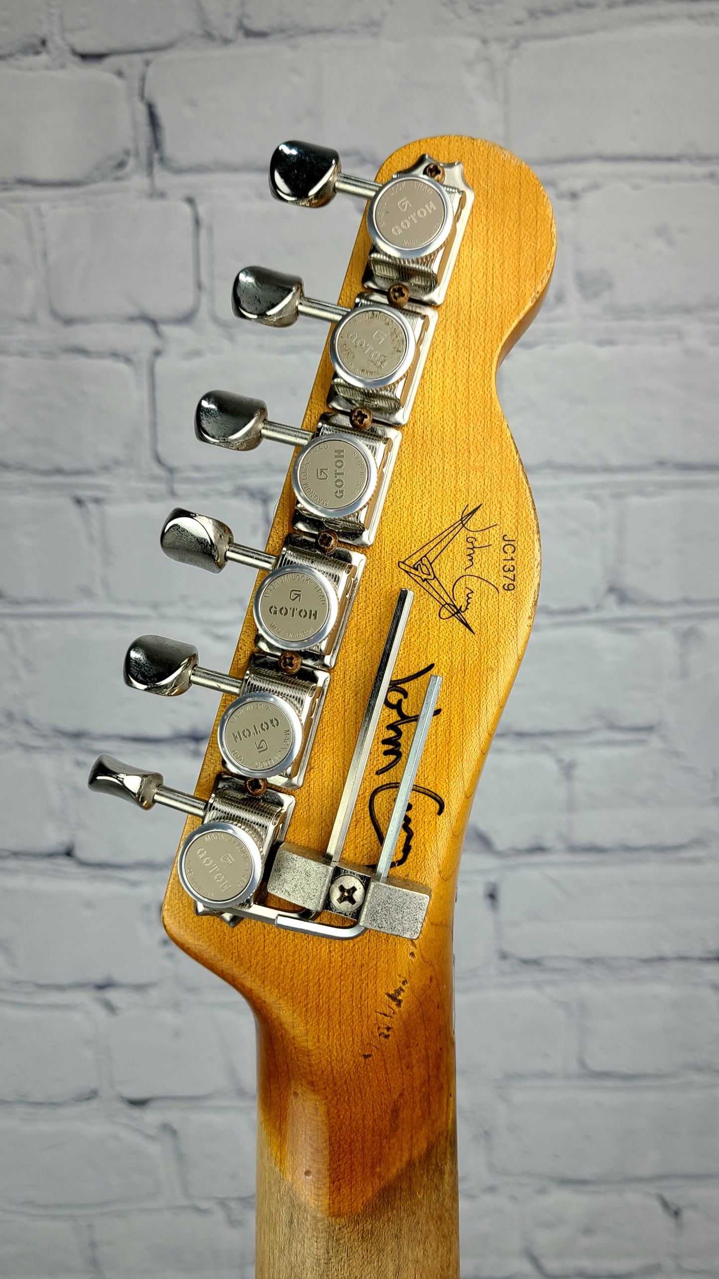 USED Fender John Cruz Master Built Custom Shop Telecaster 2009 Floyd Rose Red Sparkle Over 3TSB