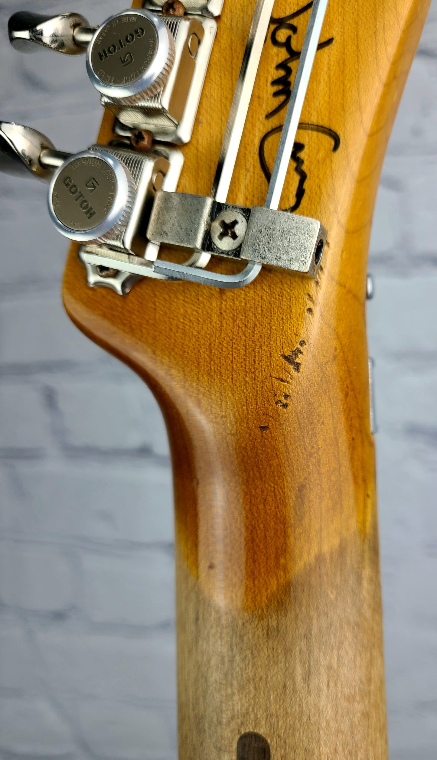 USED Fender John Cruz Master Built Custom Shop Telecaster 2009 Floyd Rose Red Sparkle Over 3TSB