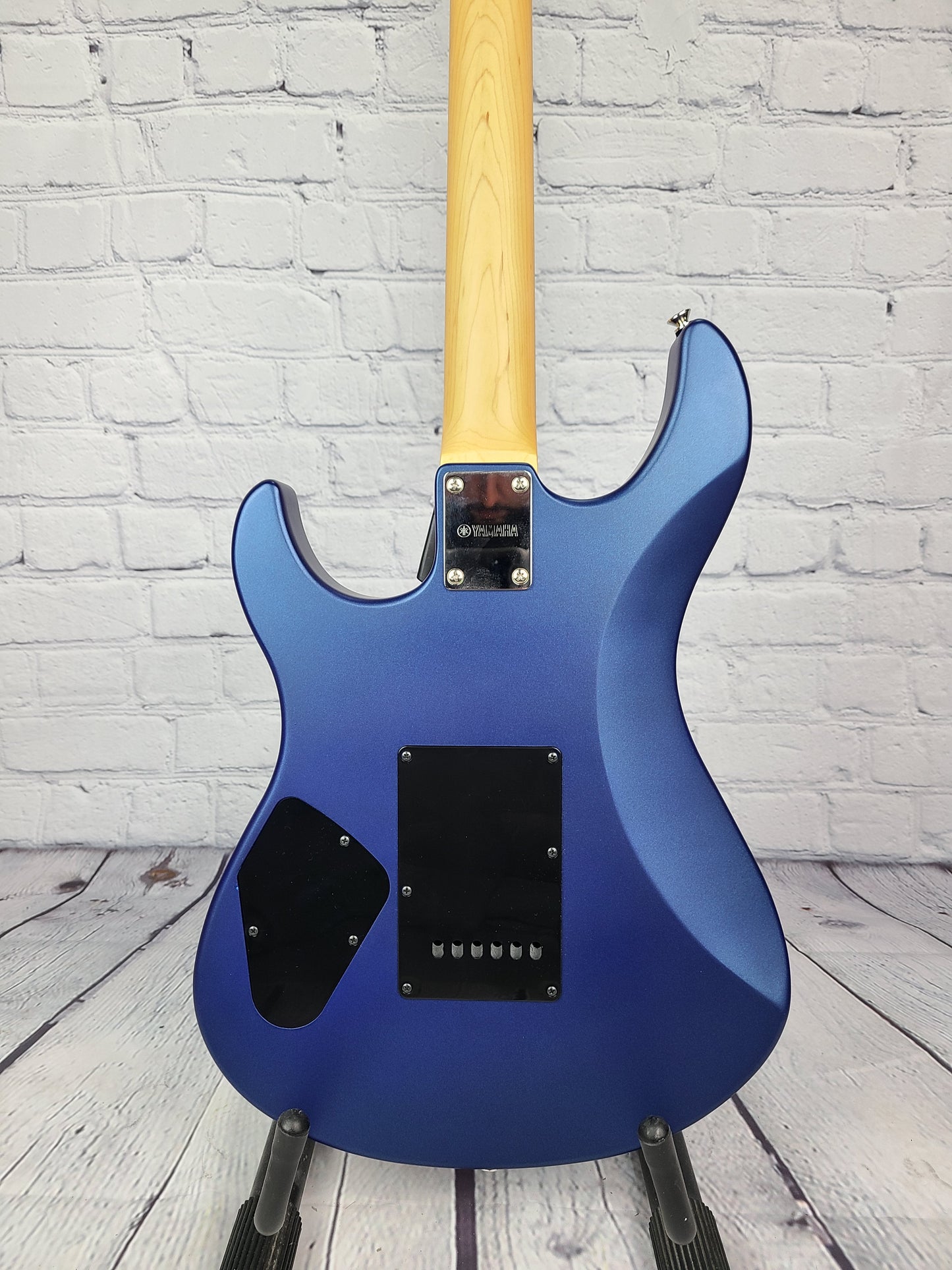Yamaha Pacifica PAC612VIIX Electric Guitar Matte Silk Blue