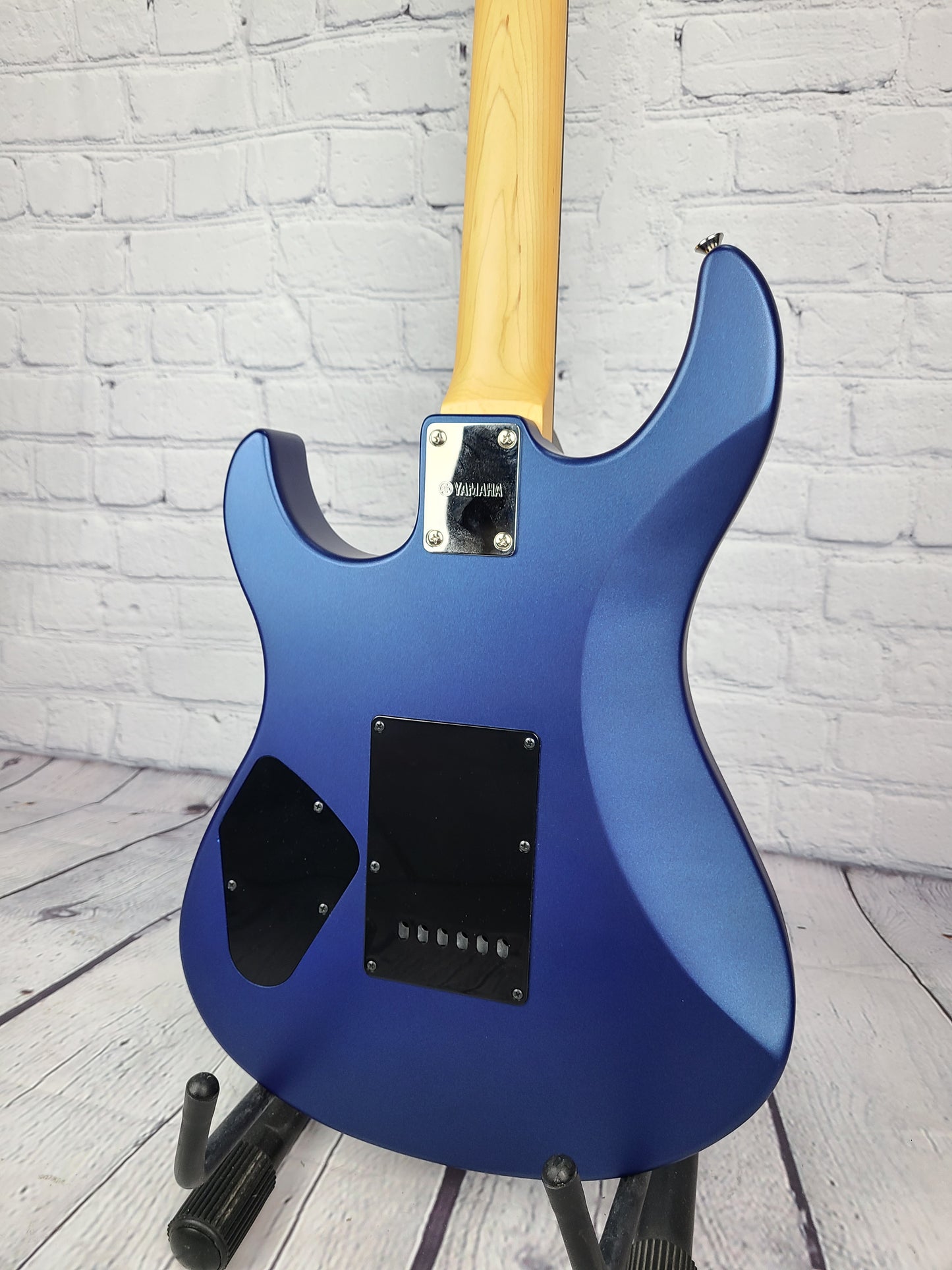Yamaha Pacifica PAC612VIIX Electric Guitar Matte Silk Blue