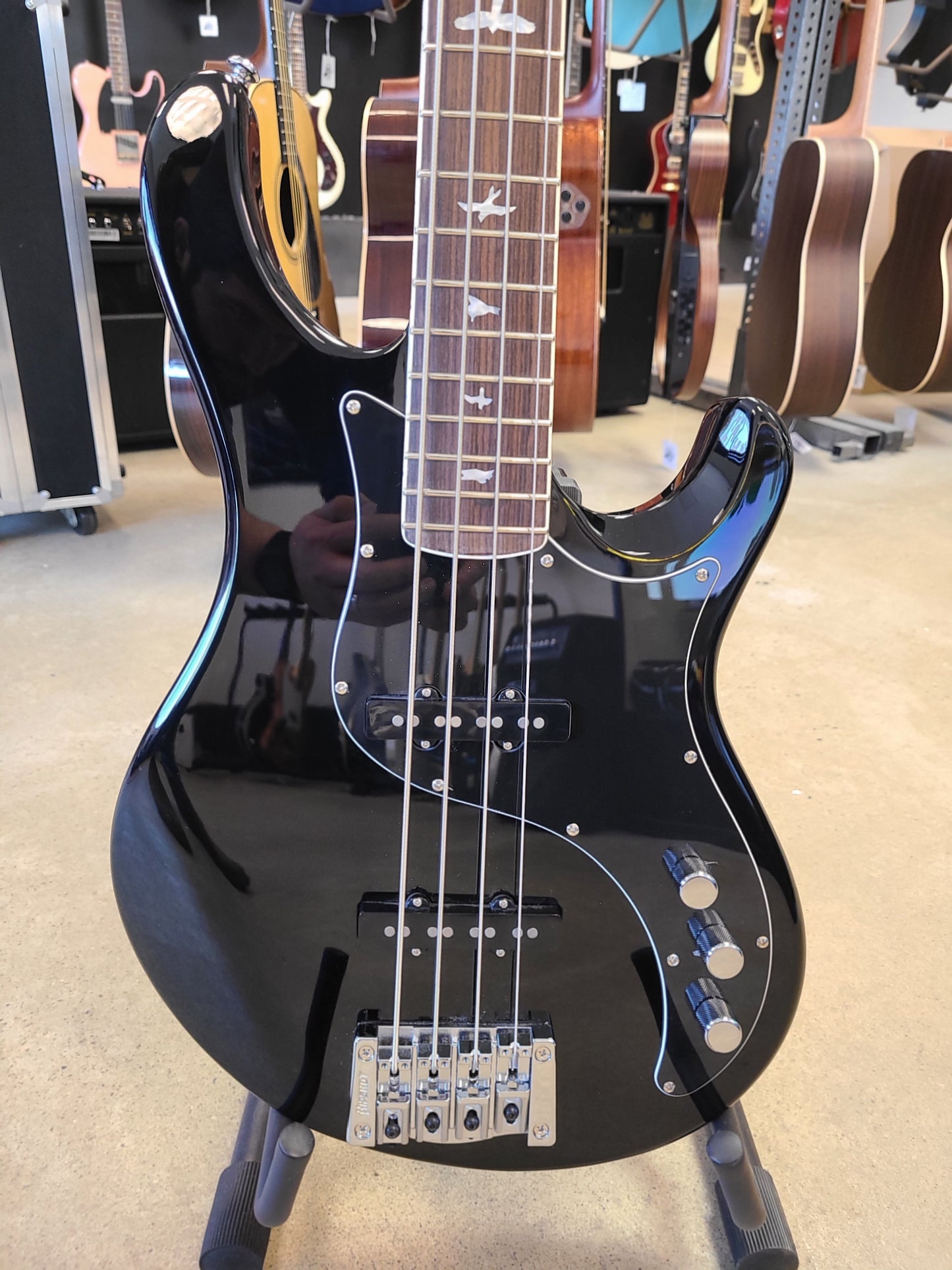 USED PRS SE Kestrel 4 String Bass Guitar Gloss Black