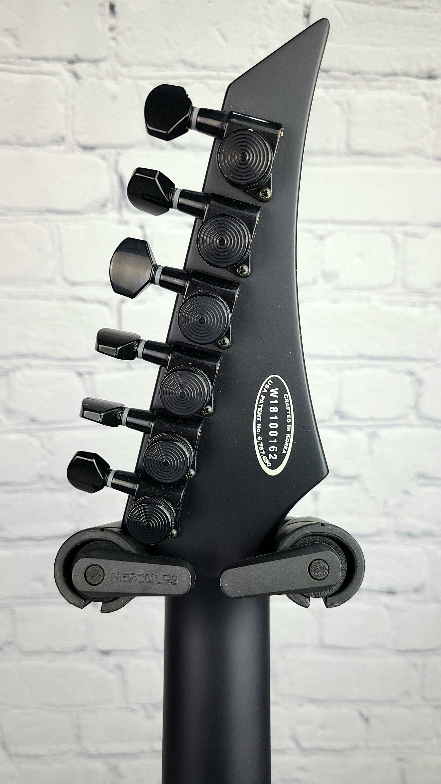 Line 6 Shuriken SR250 Variax Electric Guitar Satin White - Guitar Brando